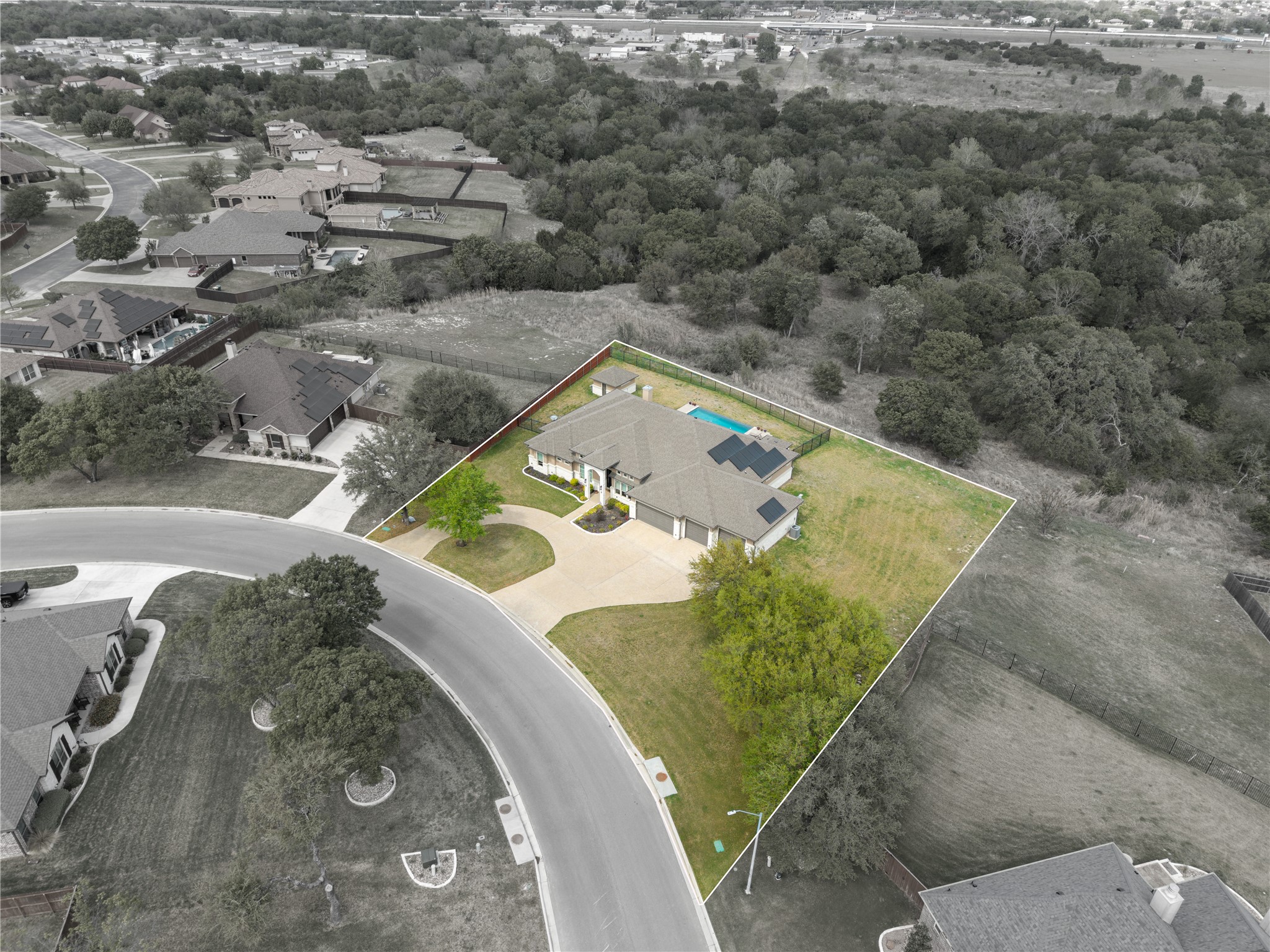 main property photo 5