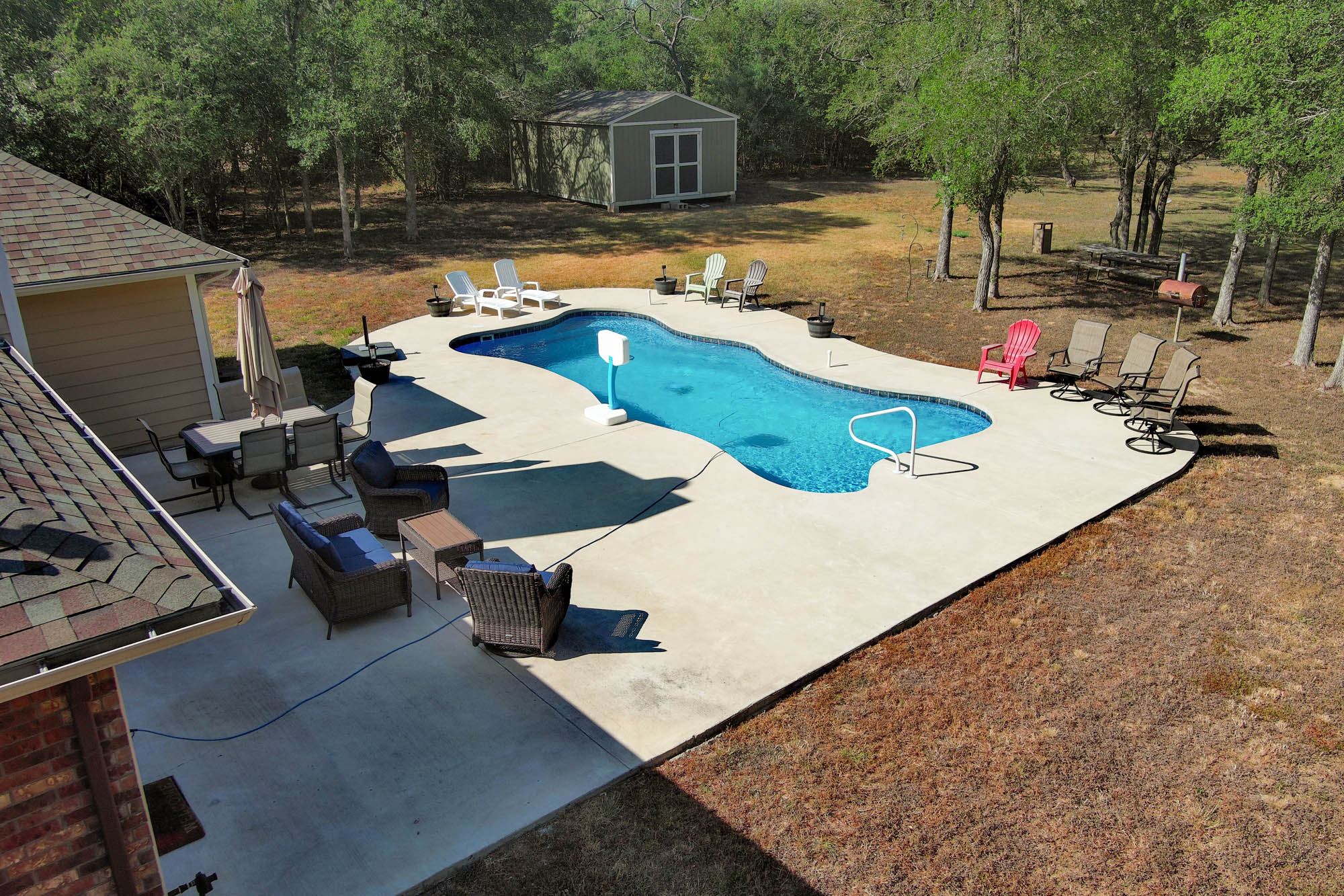 main property photo 24