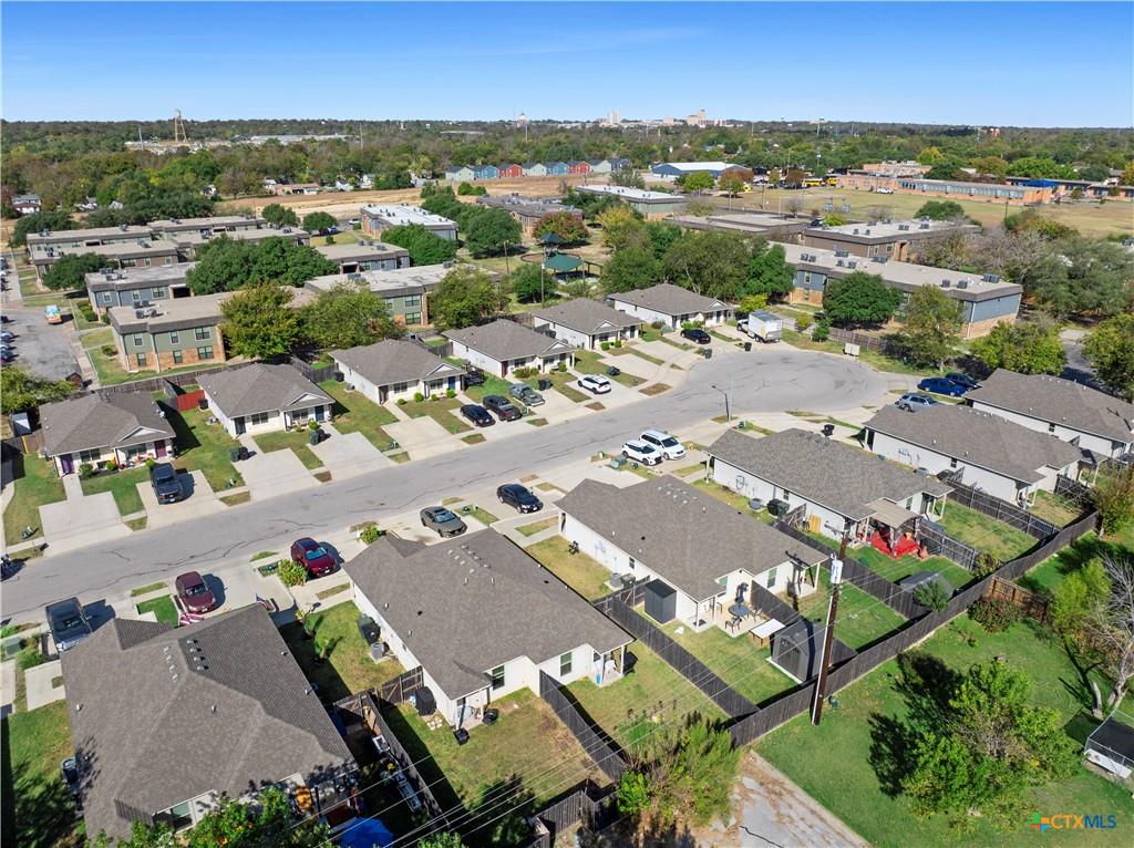 main property photo 13