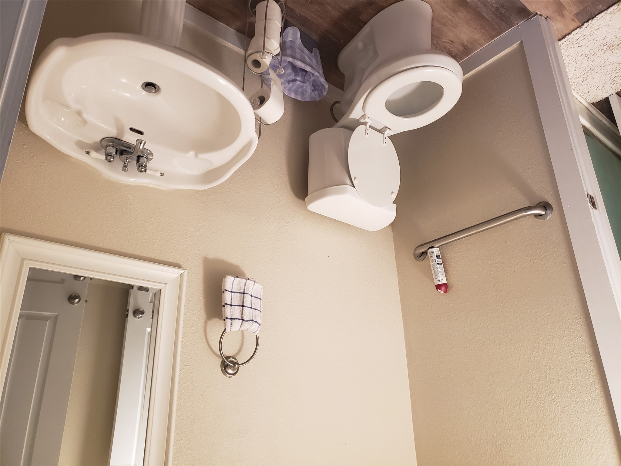 main property photo 14