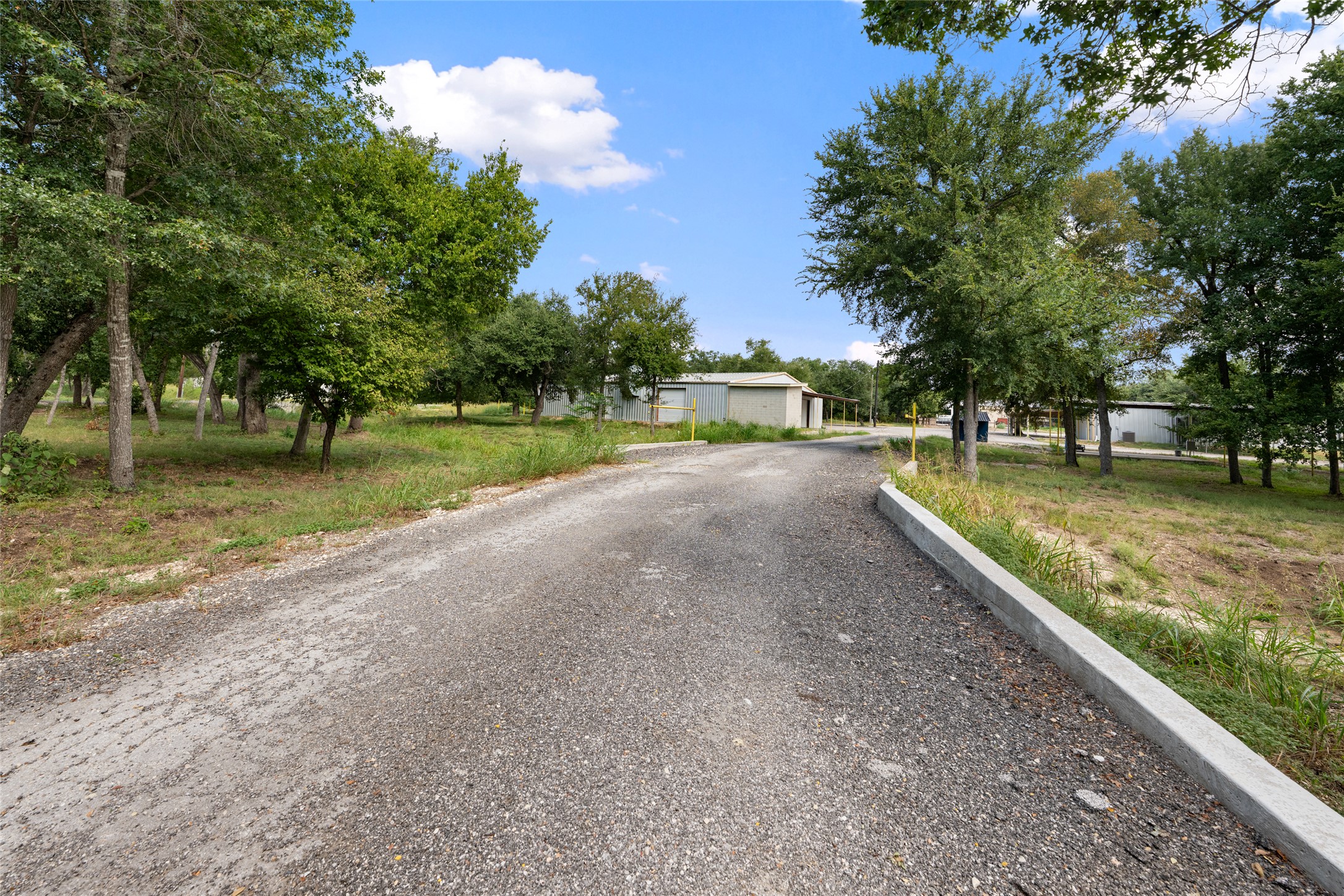 main property photo 39