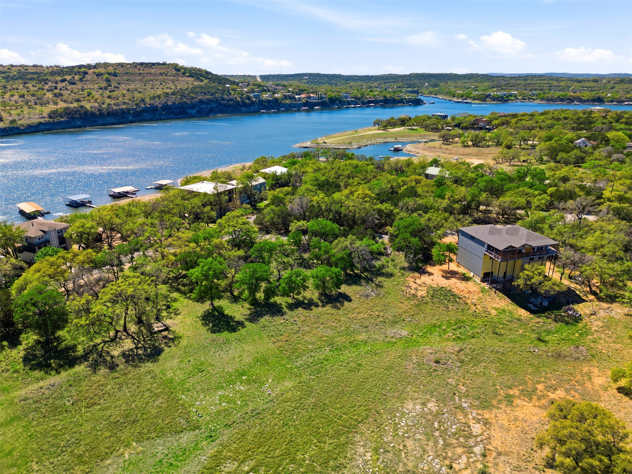 main property photo 13