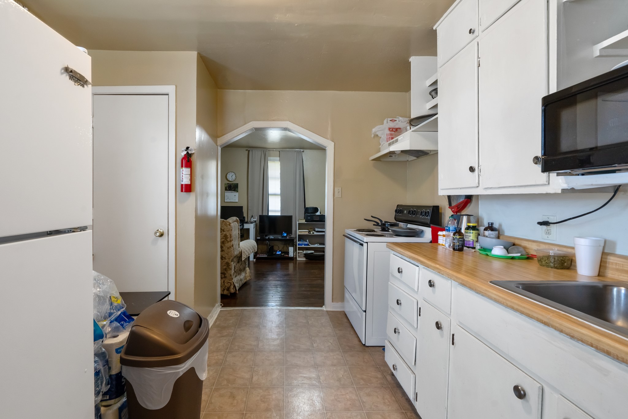 main property photo 14