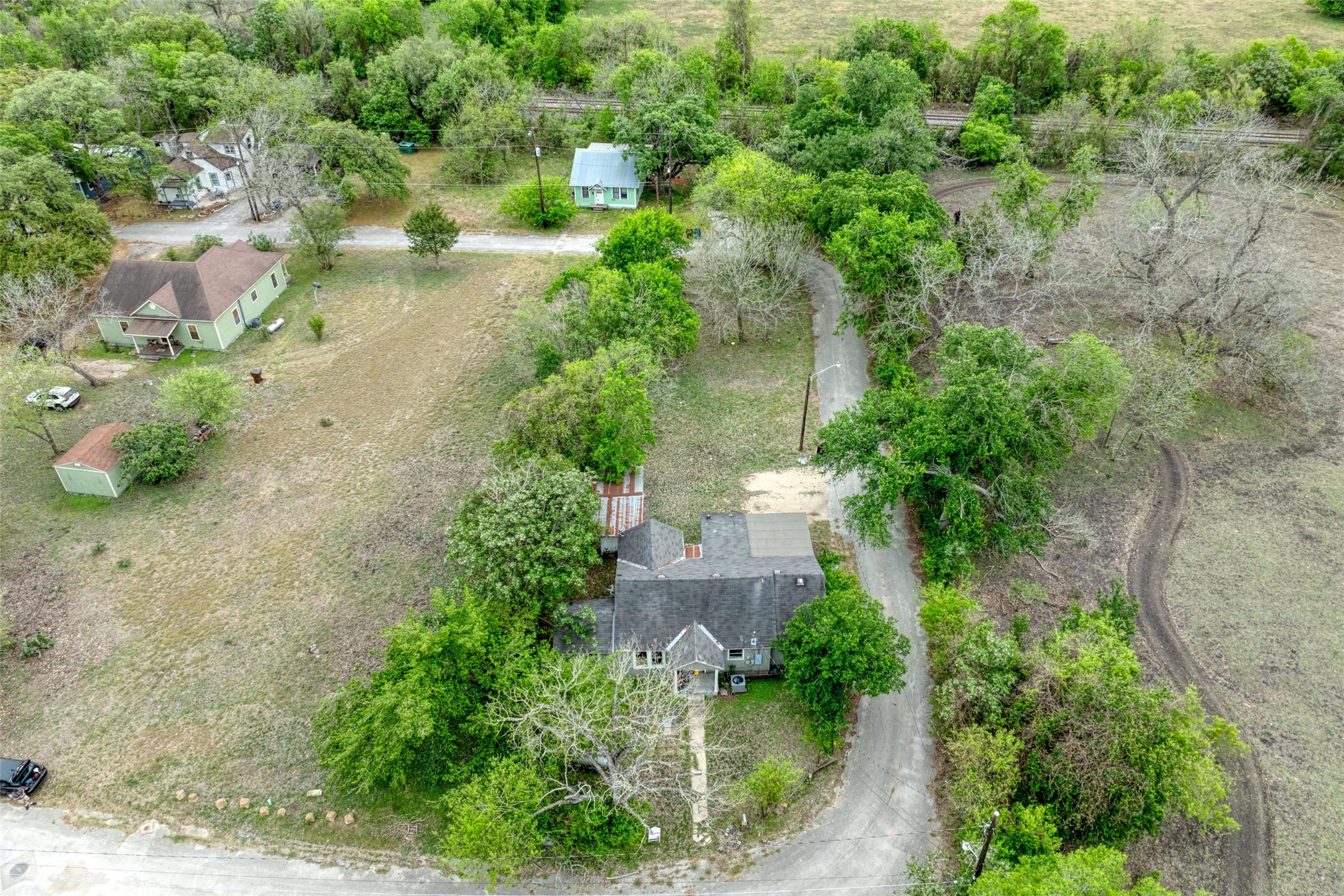 main property photo 2