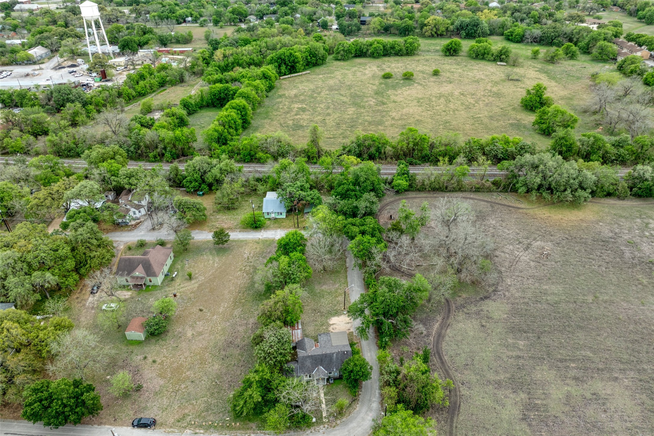 main property photo 4