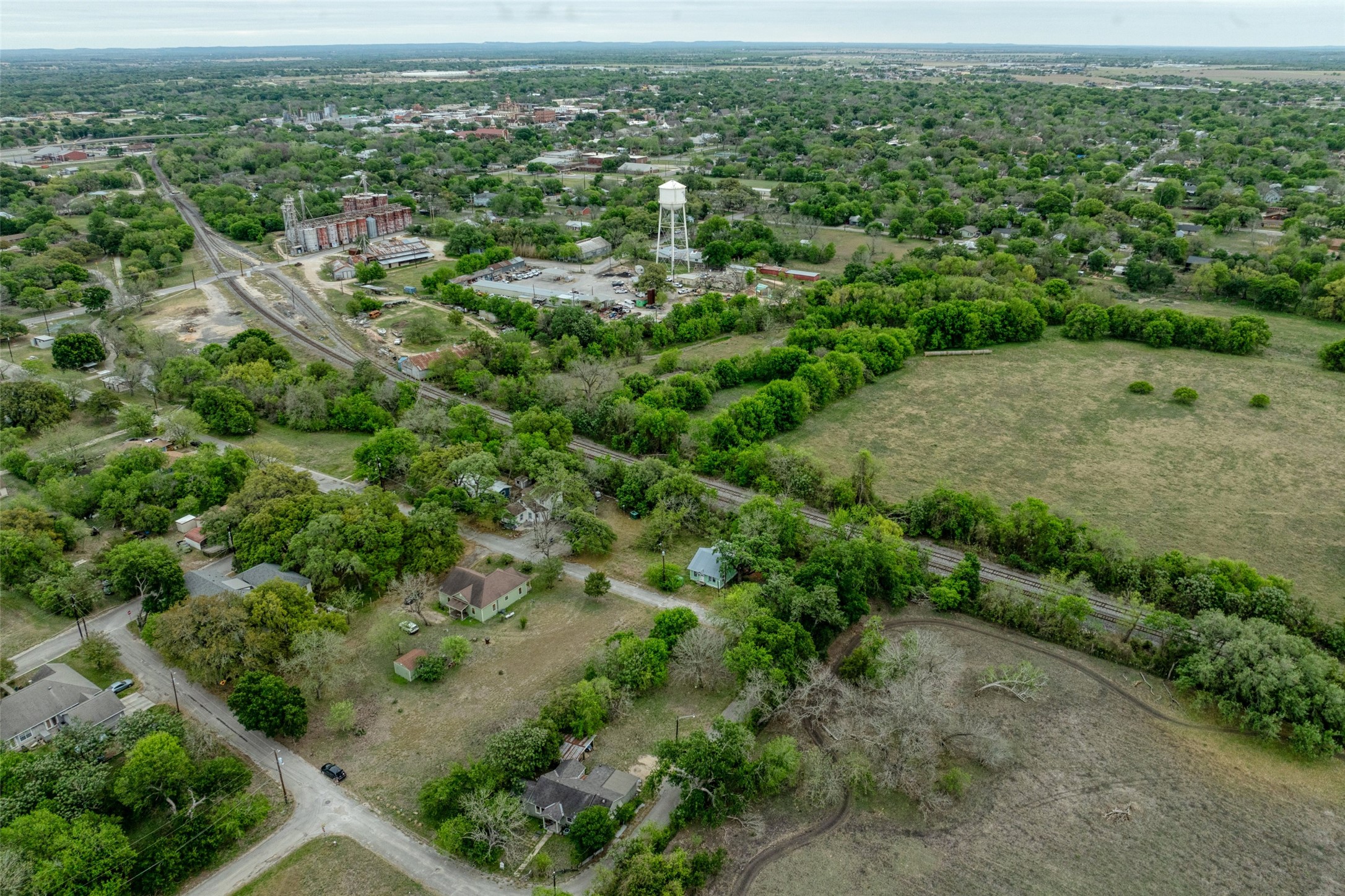 main property photo 8