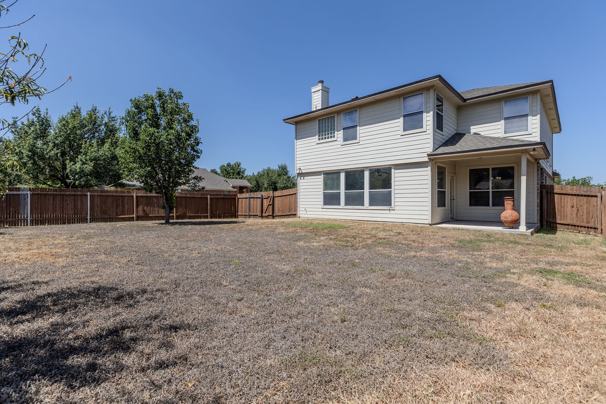 main property photo 38