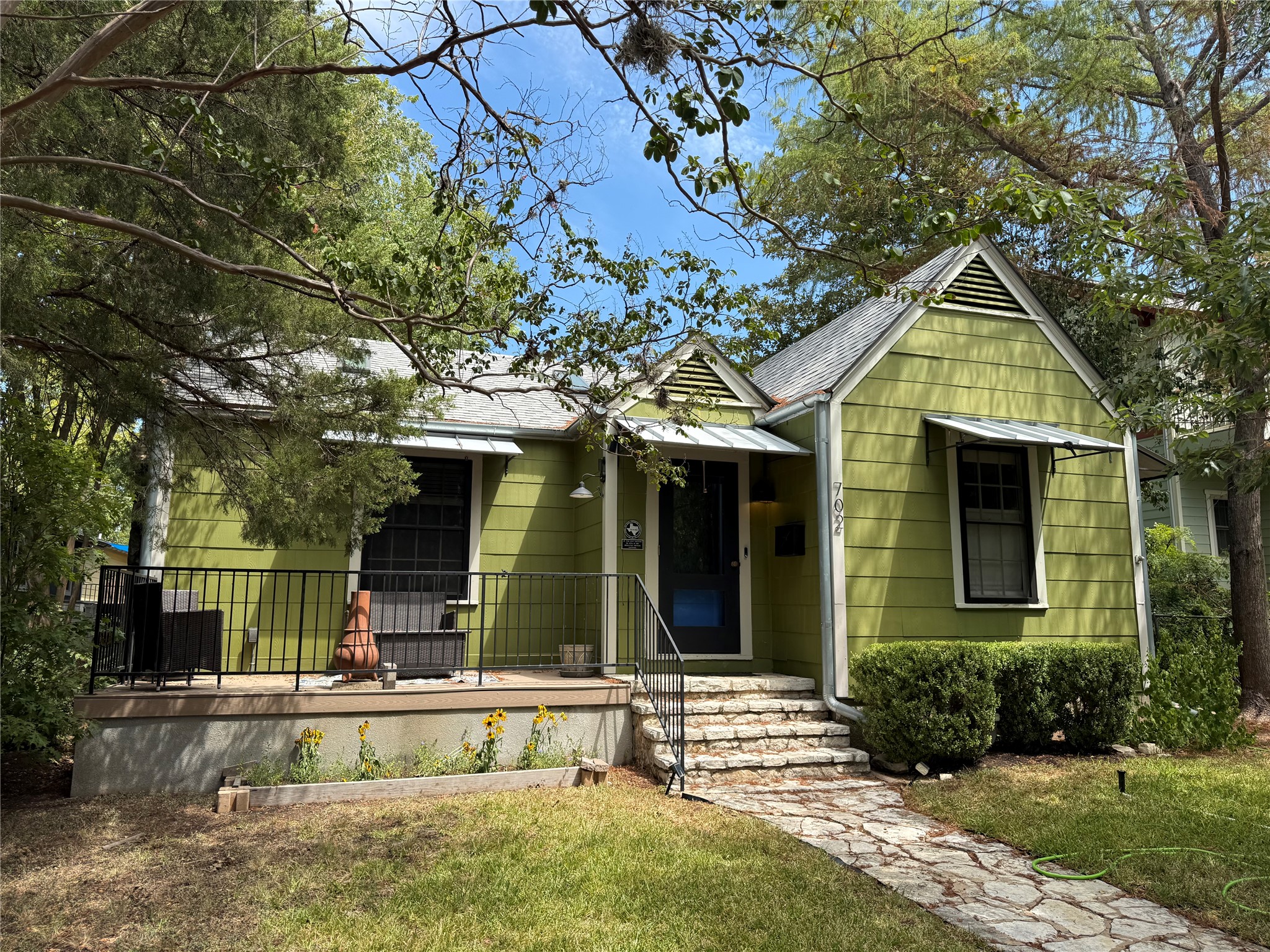 main property photo 1