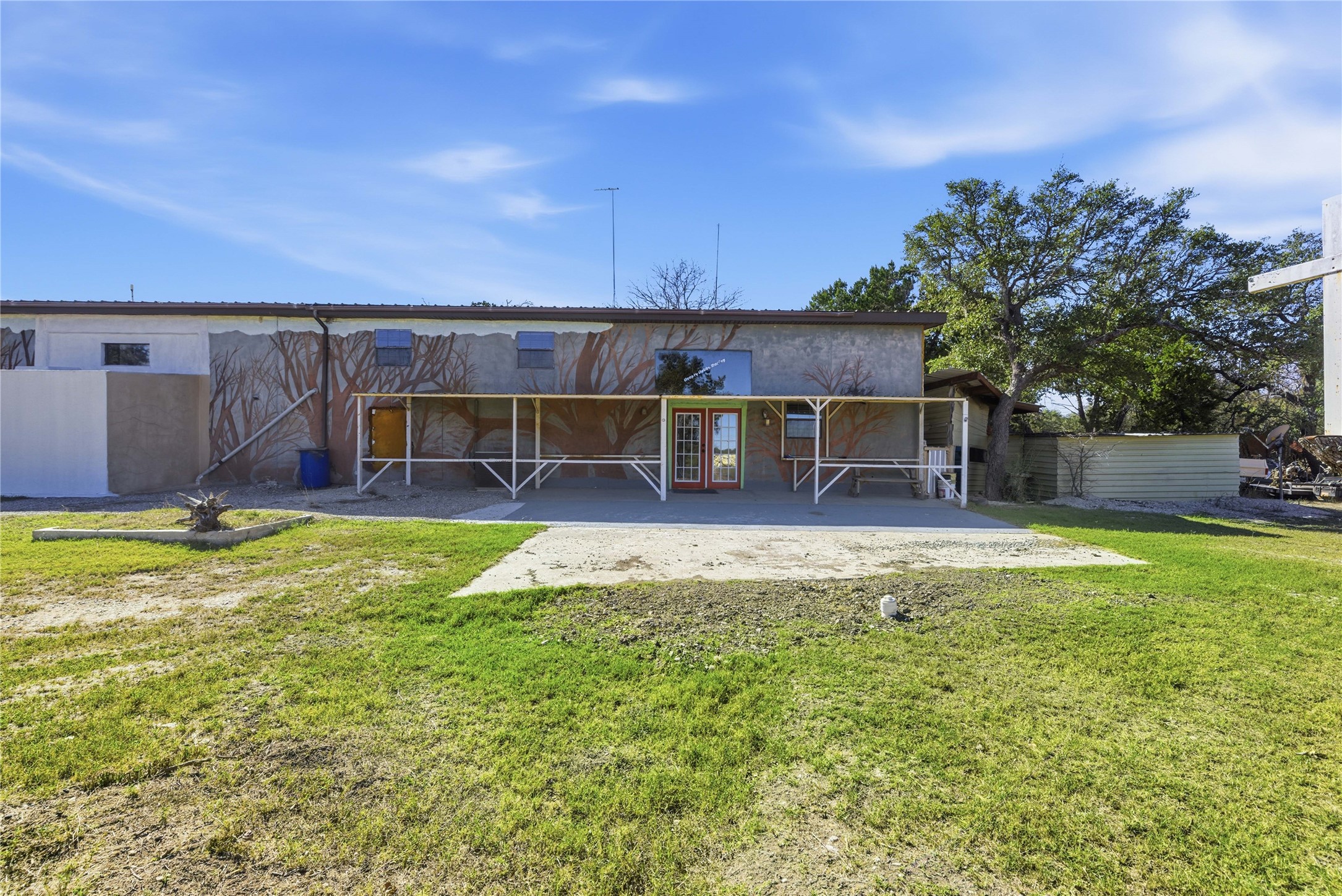 main property photo 5