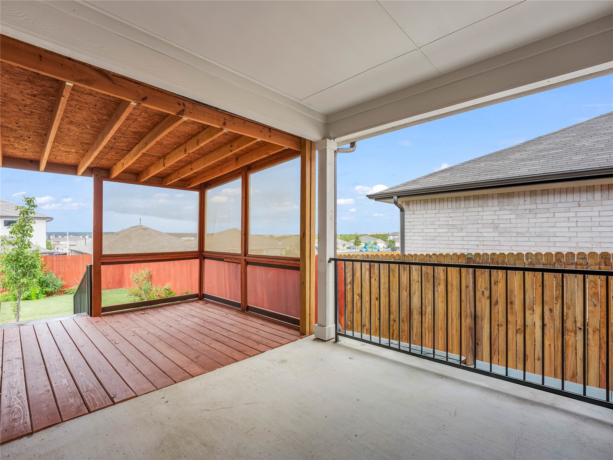 main property photo 19