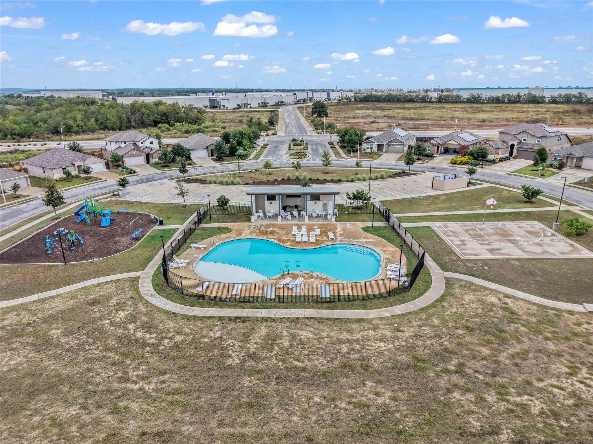 main property photo 26