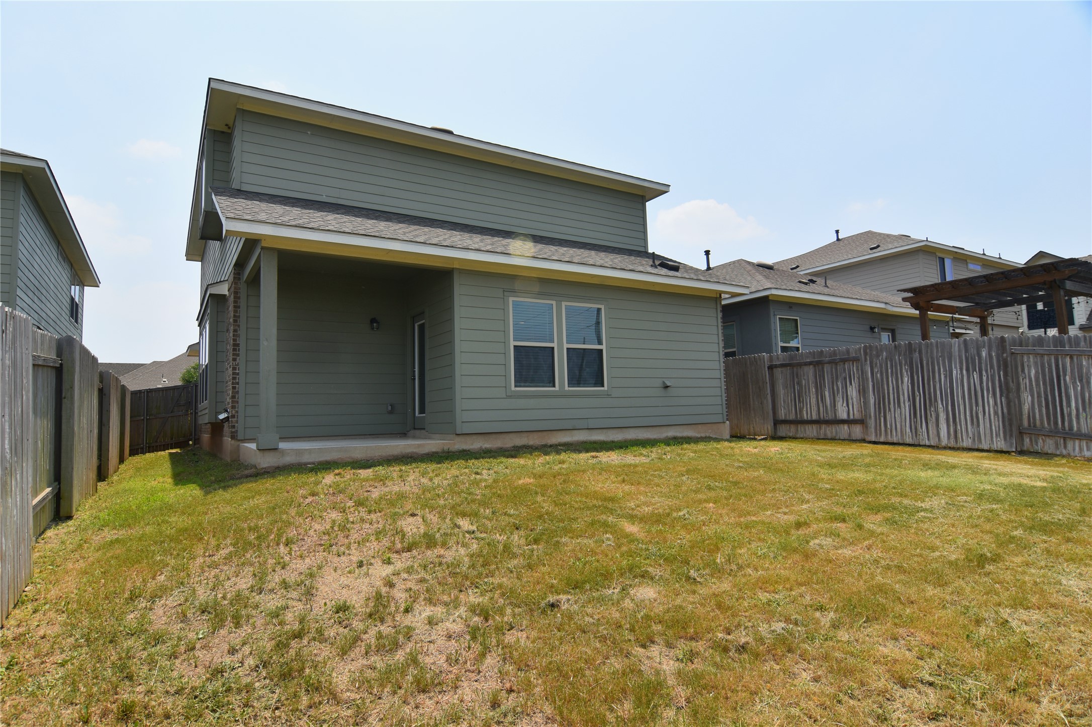 main property photo 15