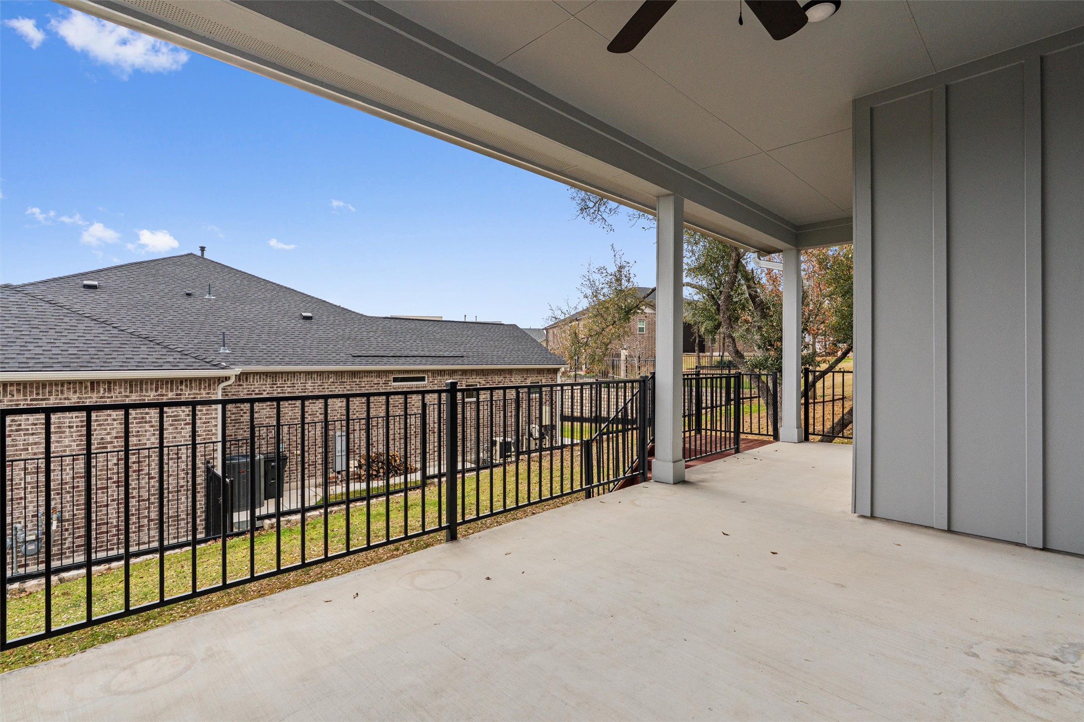 main property photo 24