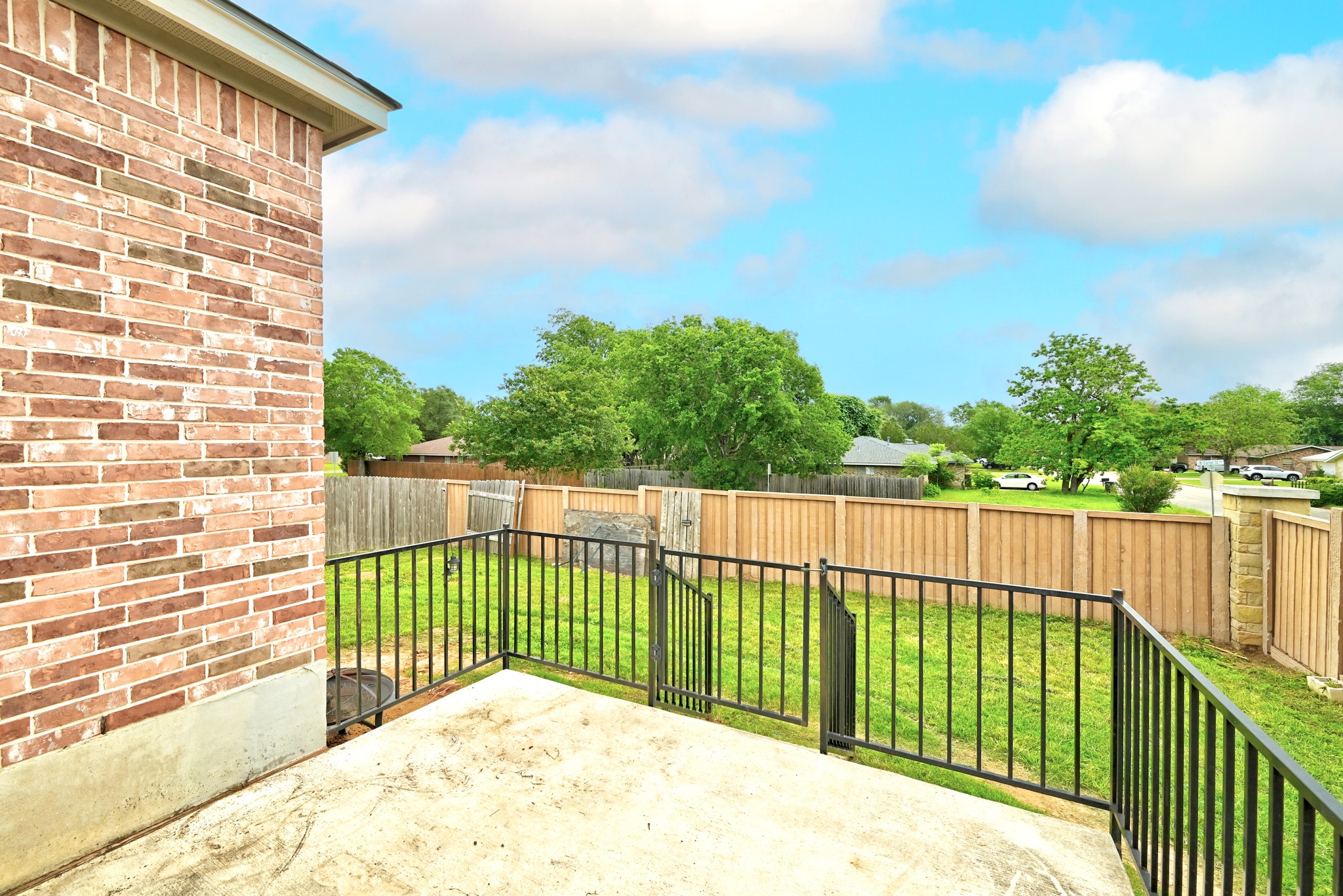 main property photo 22