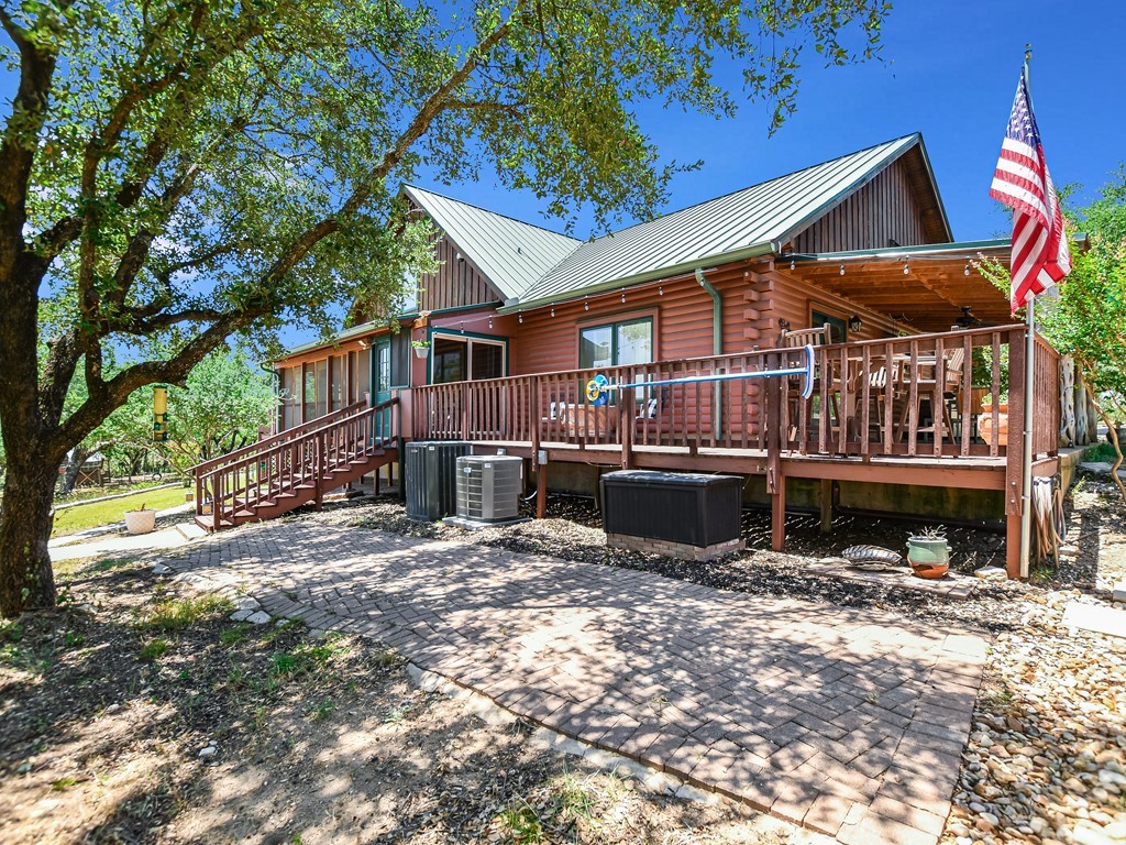 main property photo 25