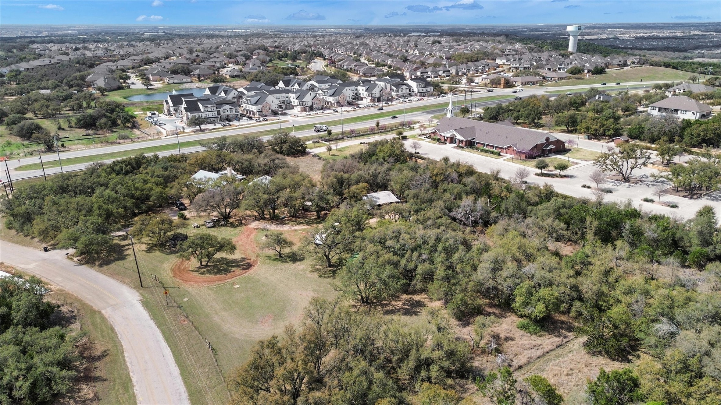 main property photo 8