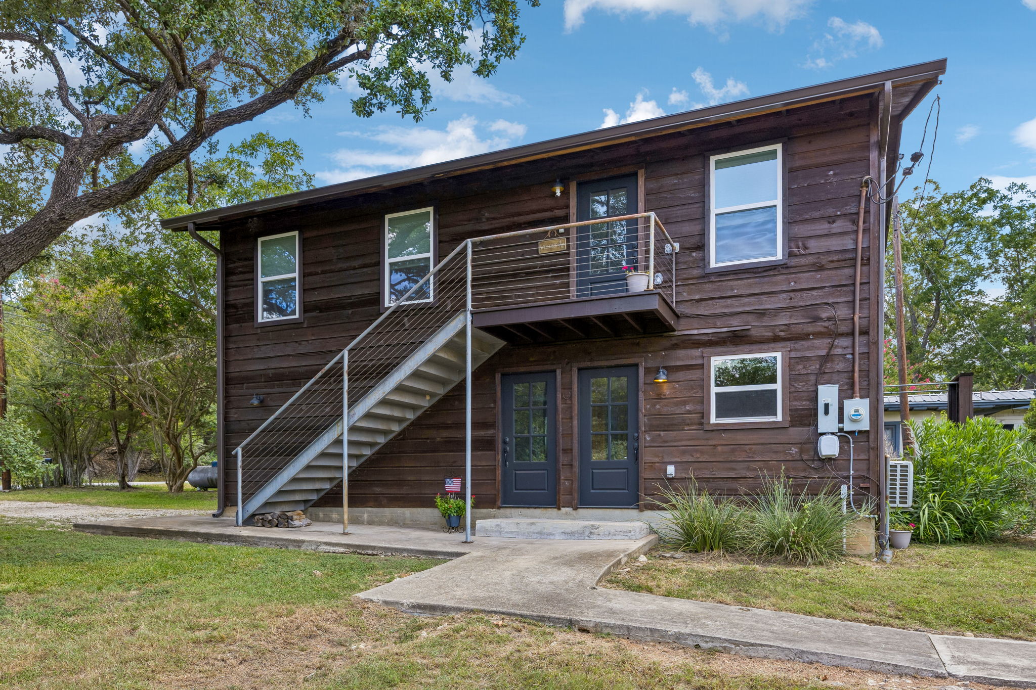 main property photo 27