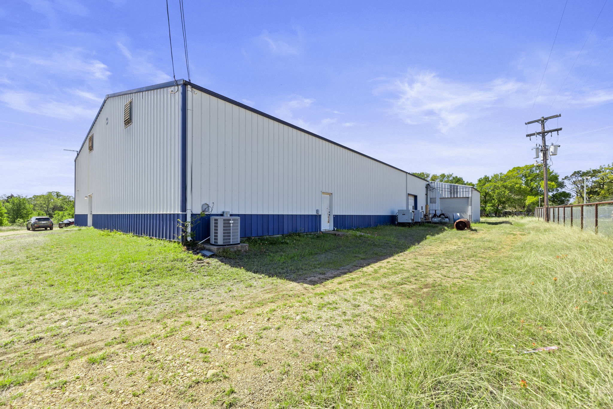 main property photo 26