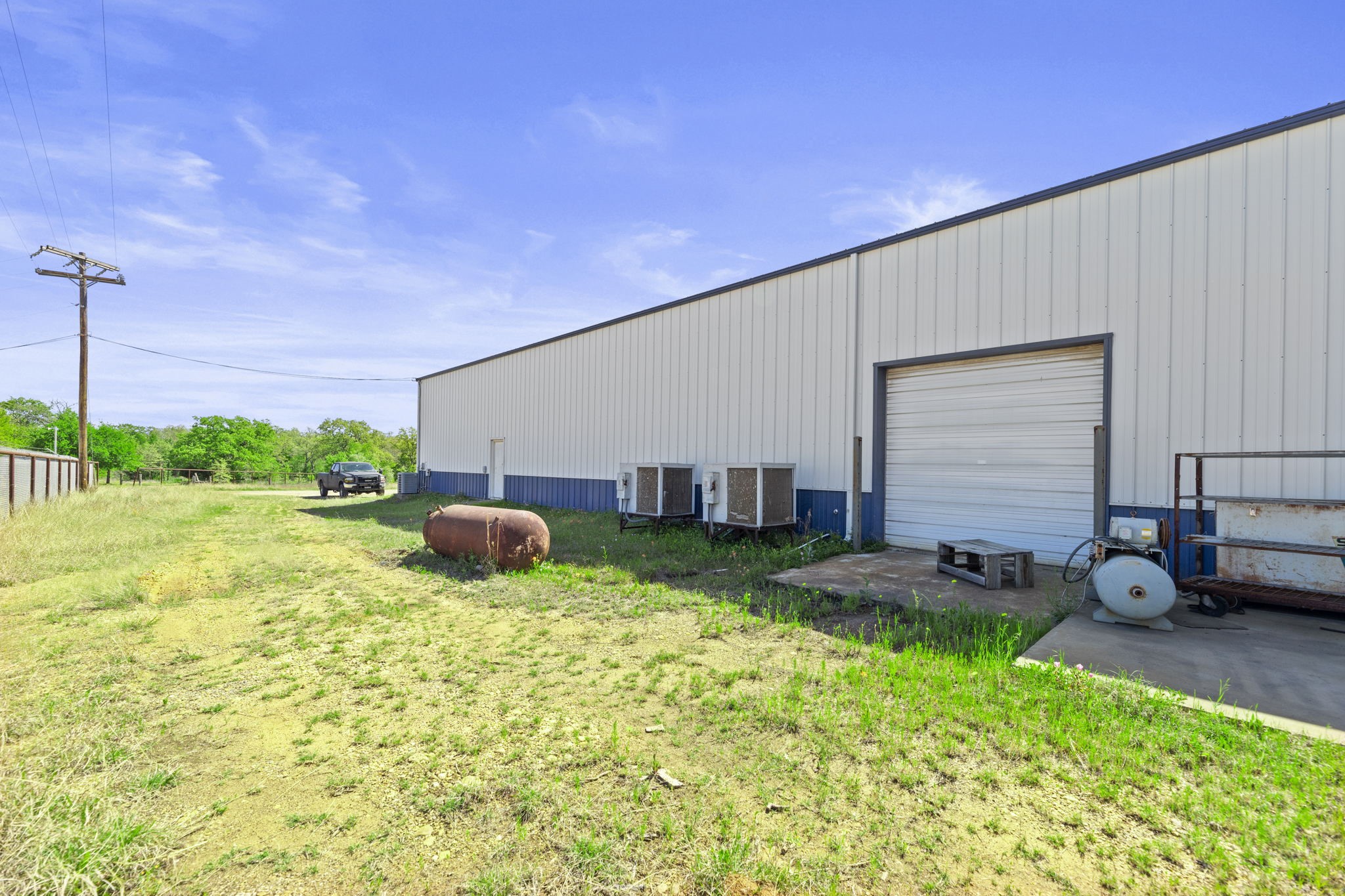 main property photo 27