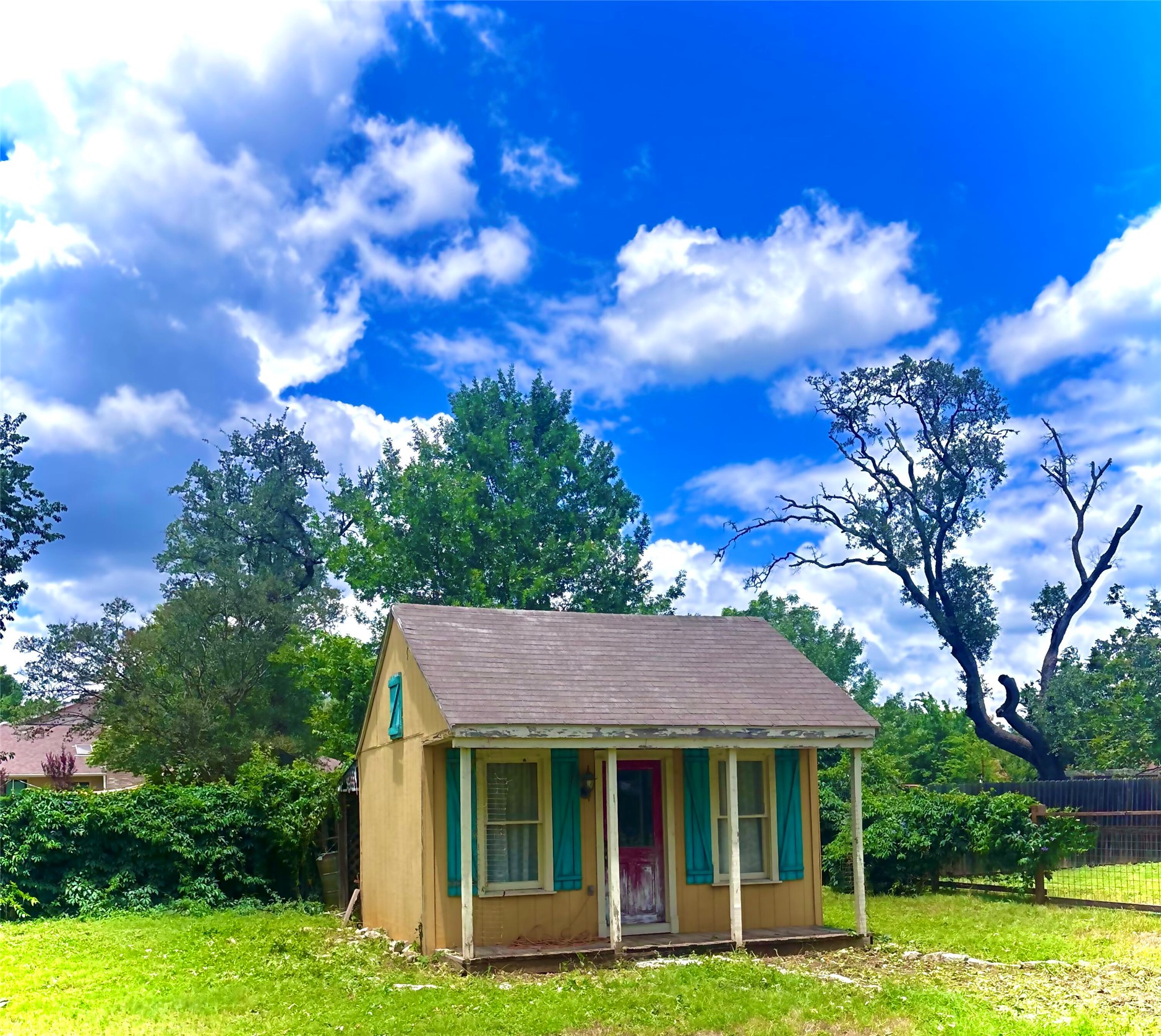 main property photo 28