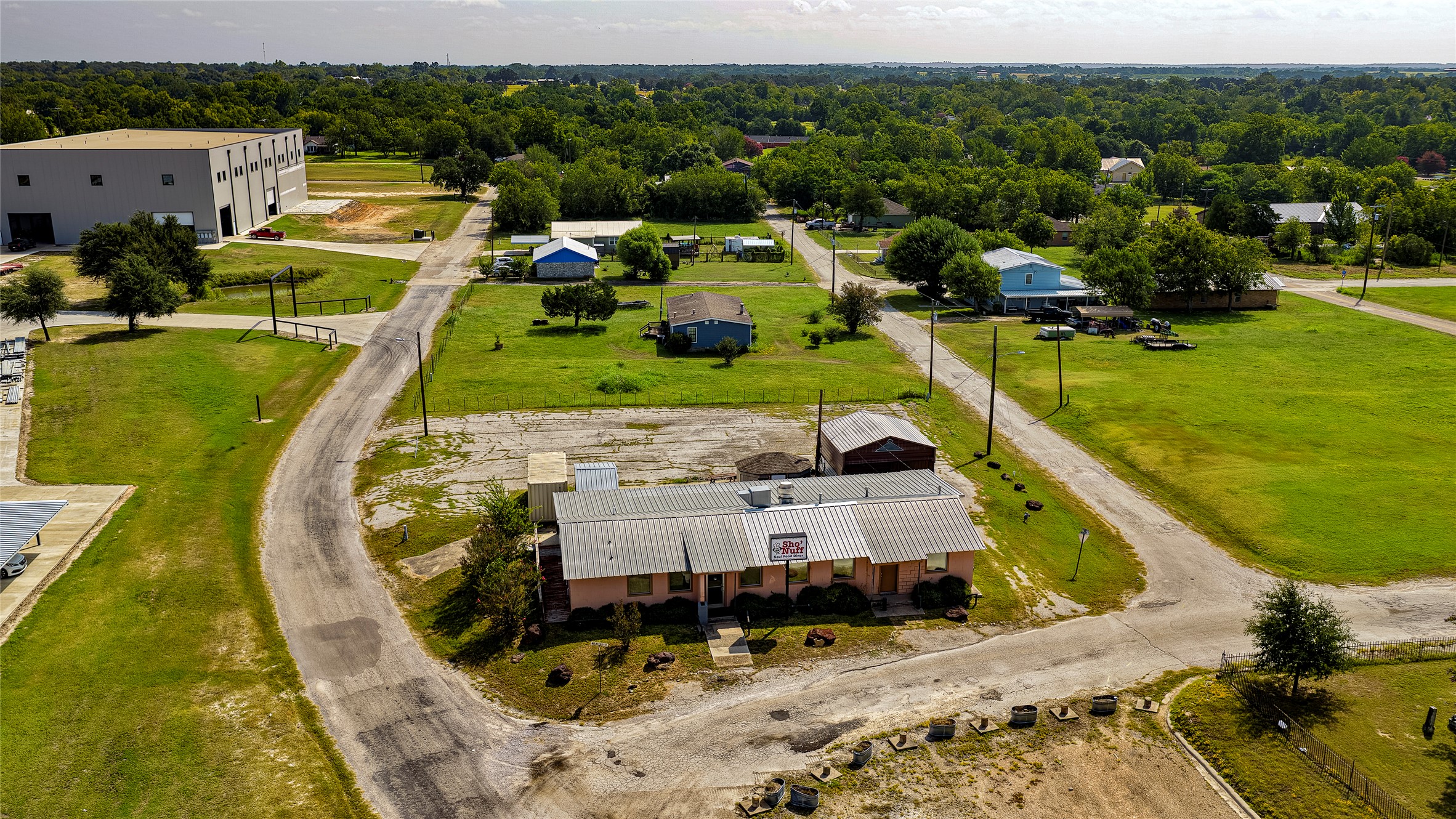 main property photo 17