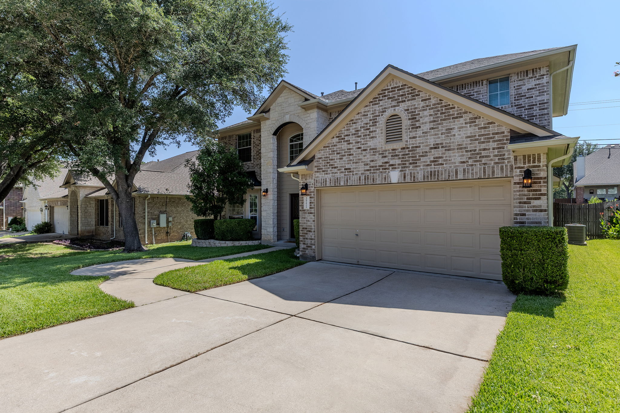 main property photo 36