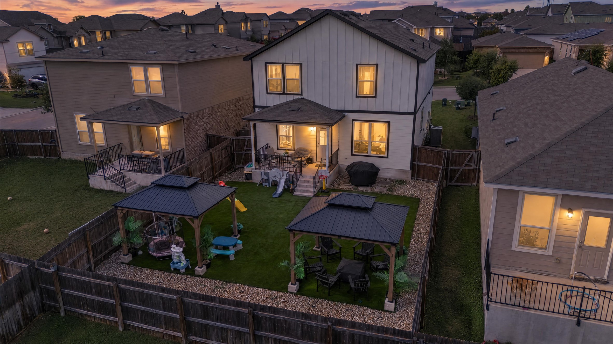 main property photo 28