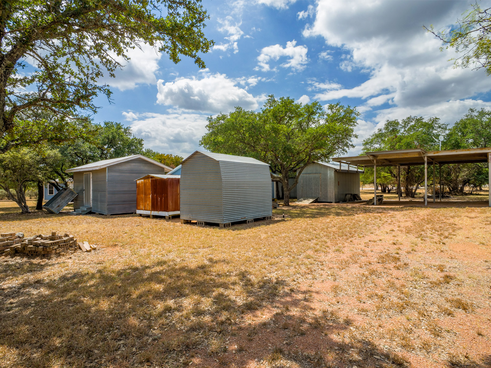 main property photo 21