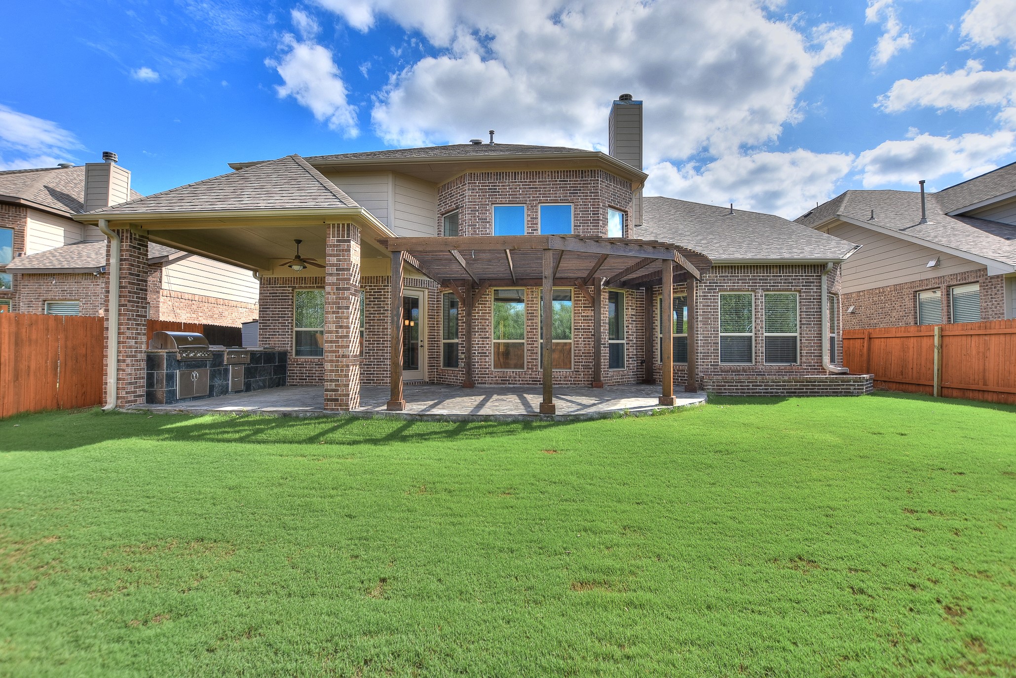 main property photo 38