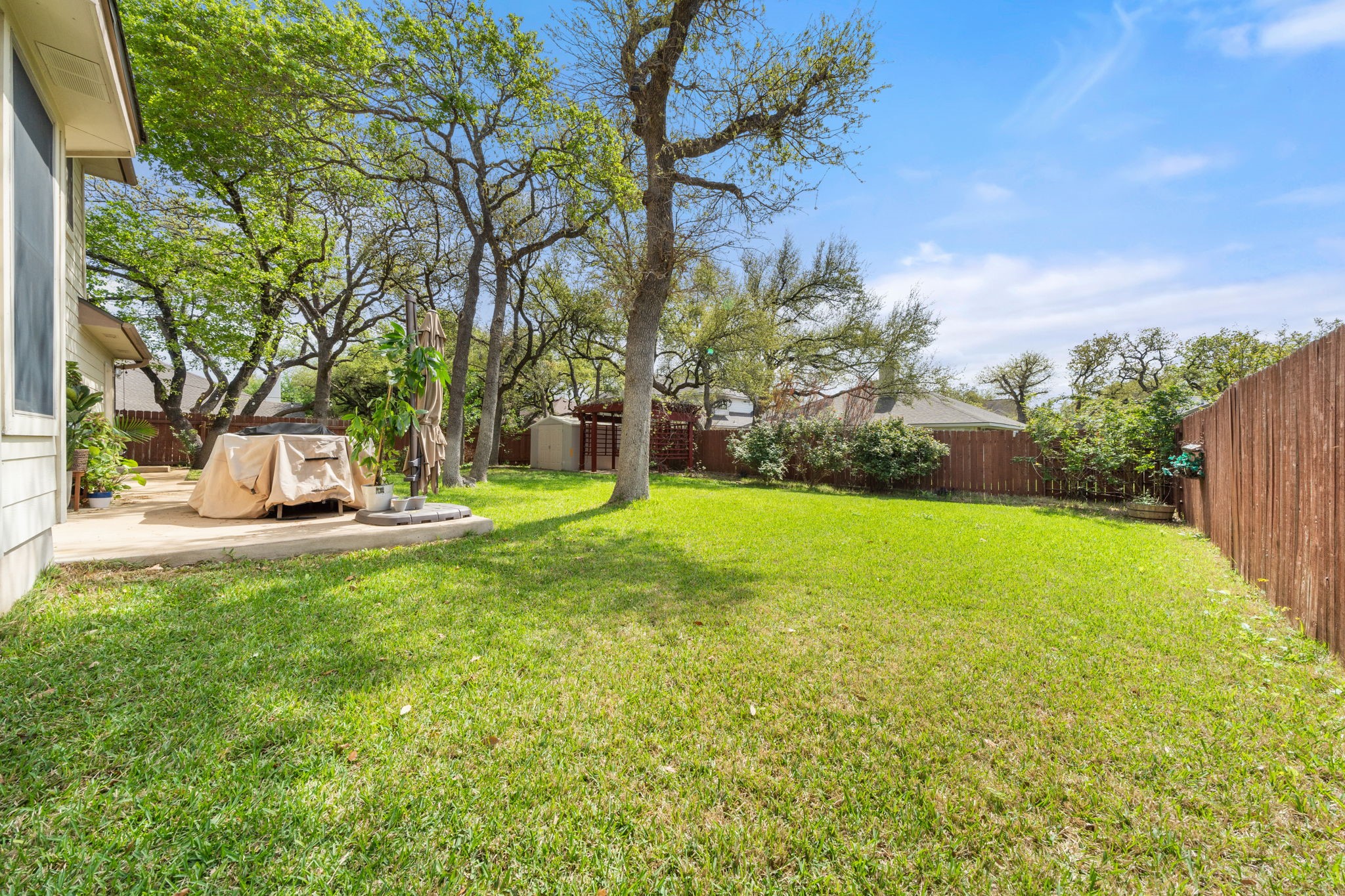 main property photo 31