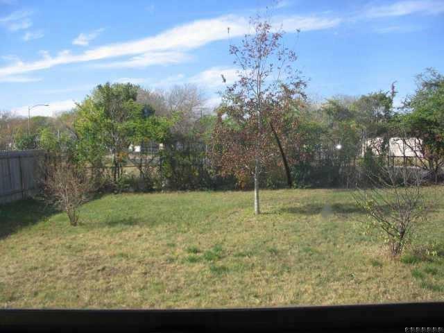 main property photo 13