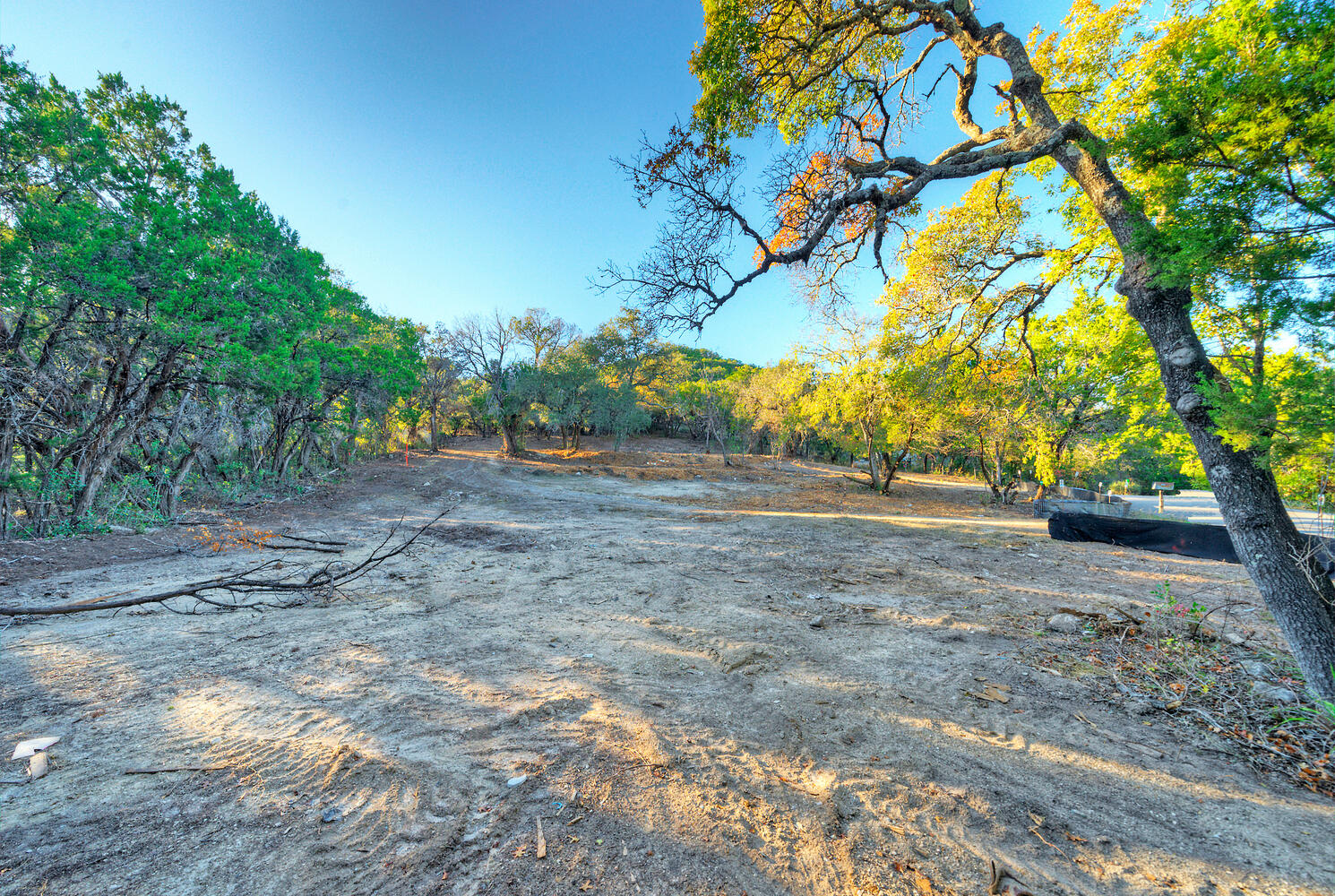 main property photo 10