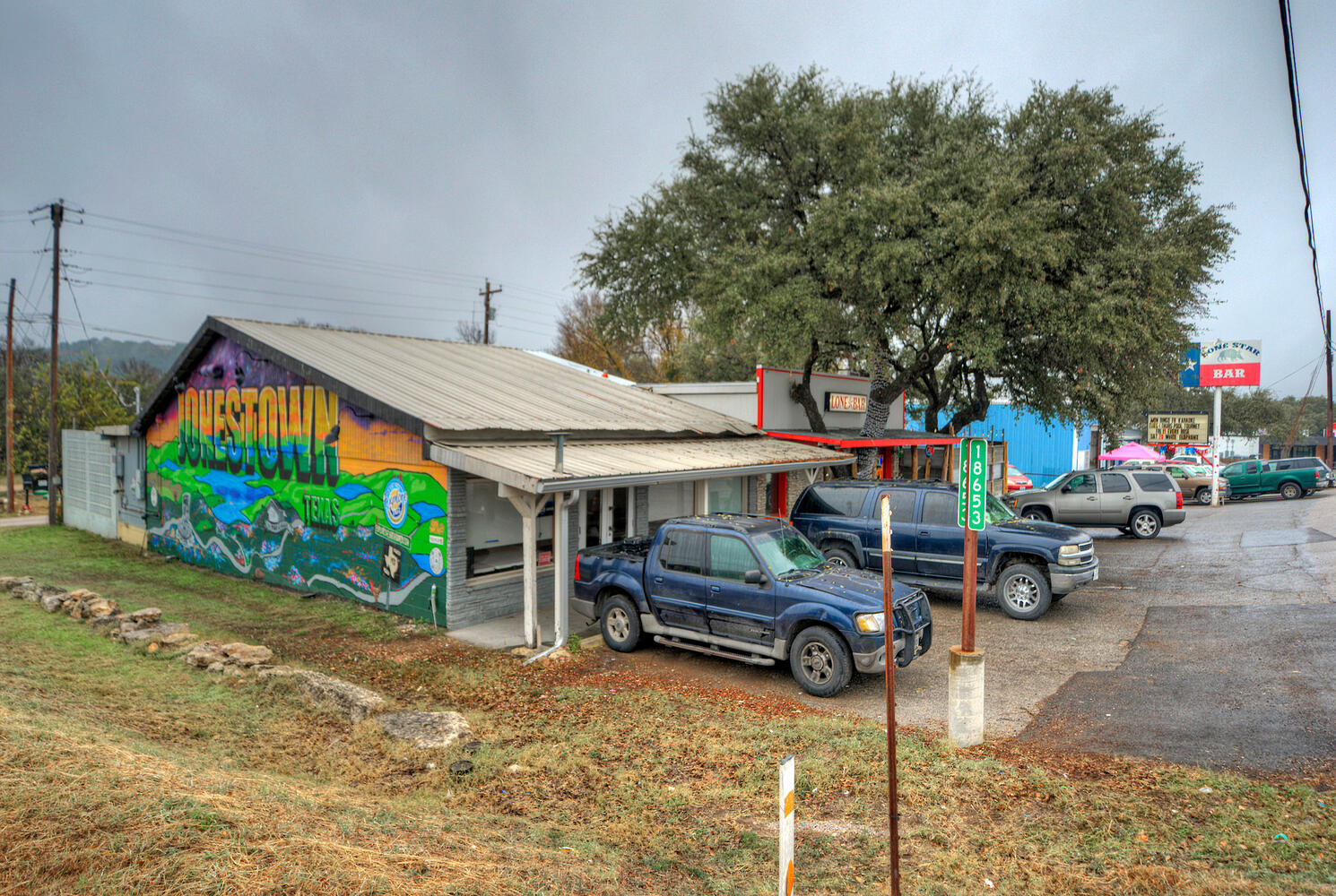 main property photo 33