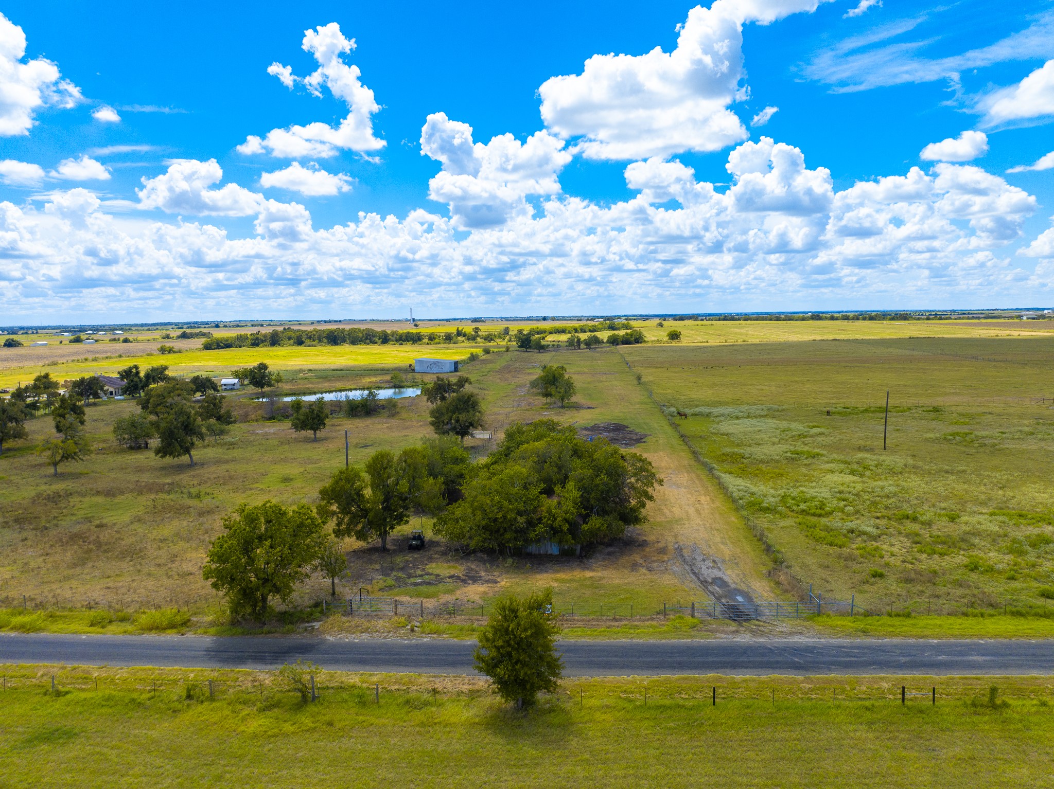 main property photo 8