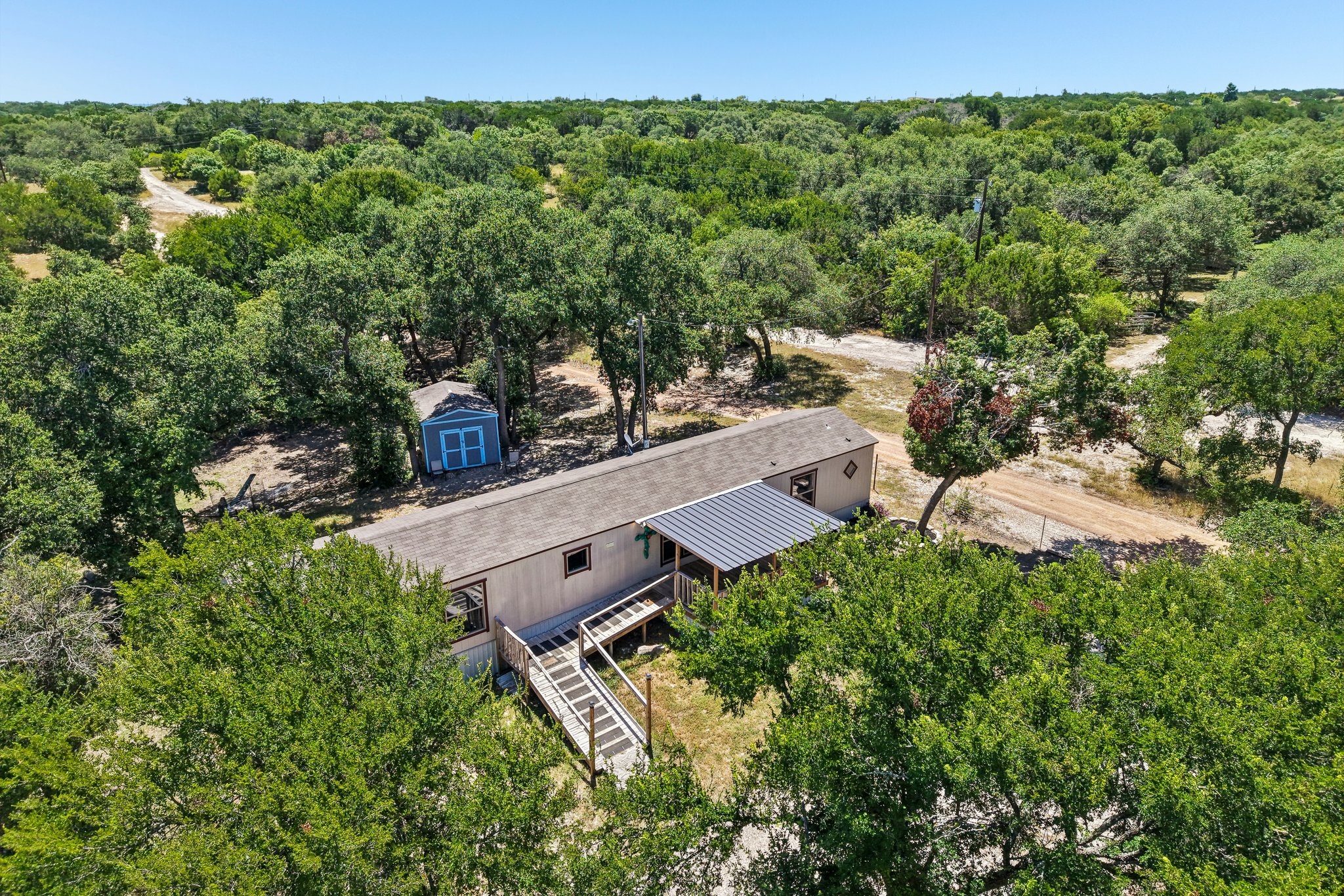 main property photo 6