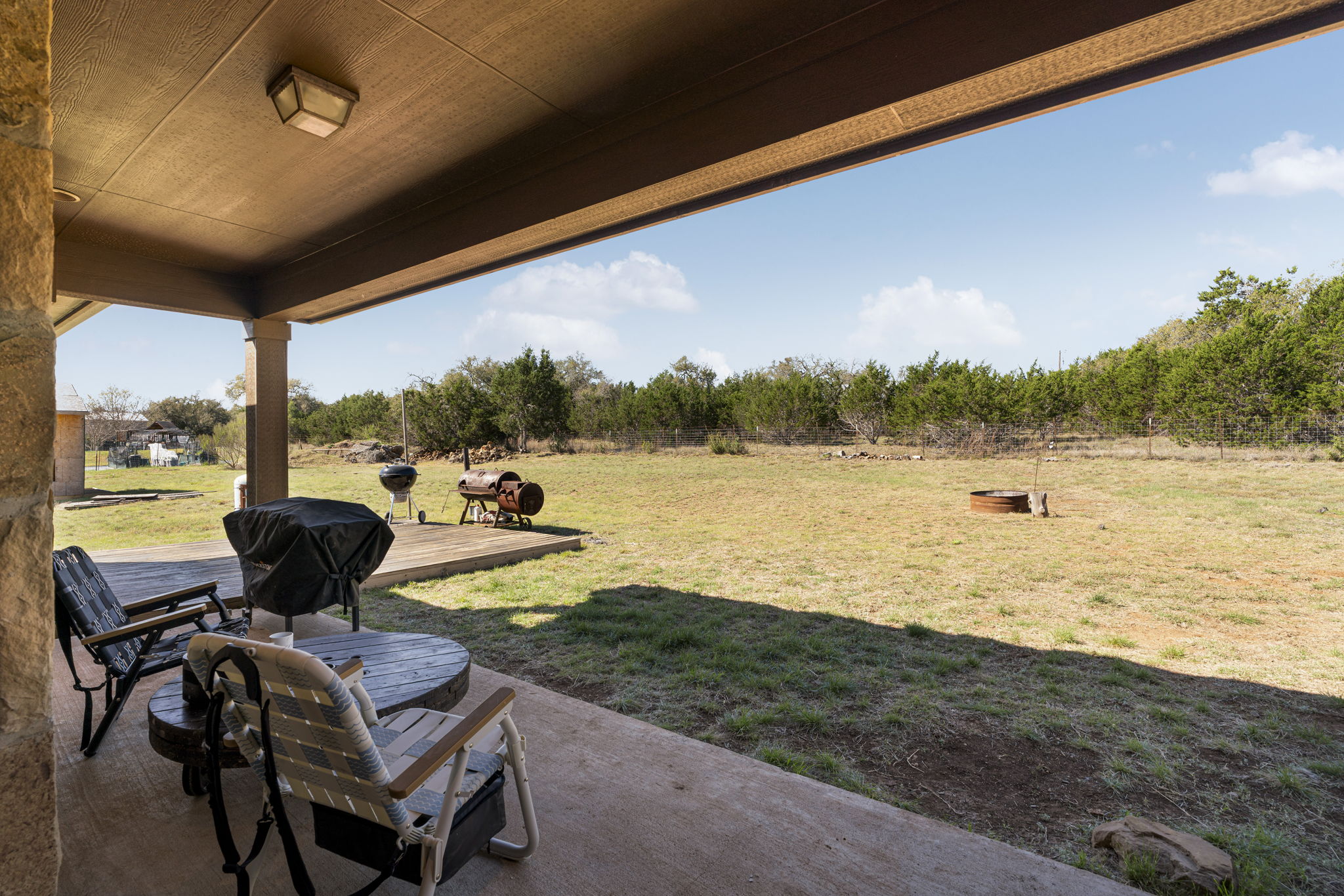 main property photo 30