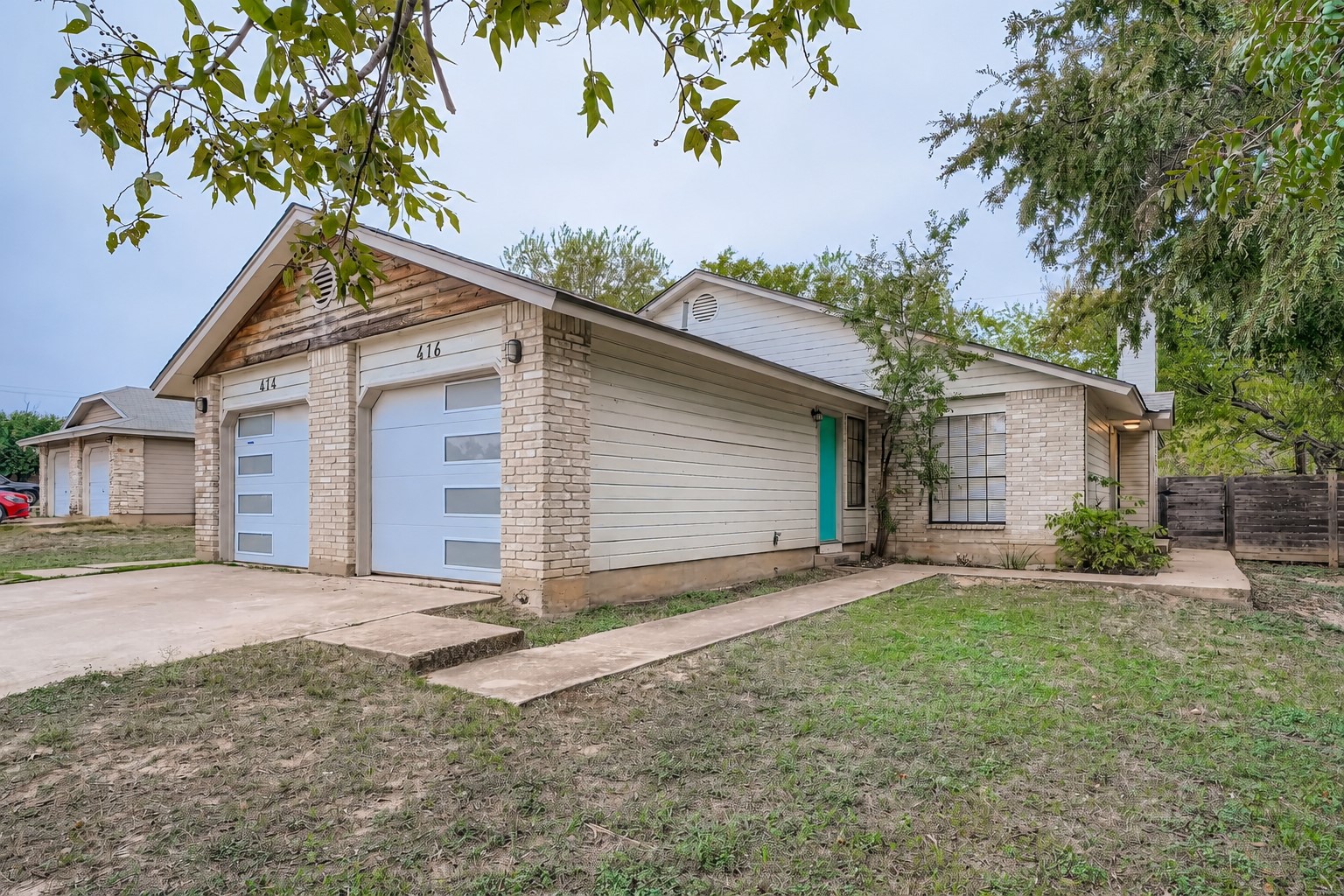 main property photo 20