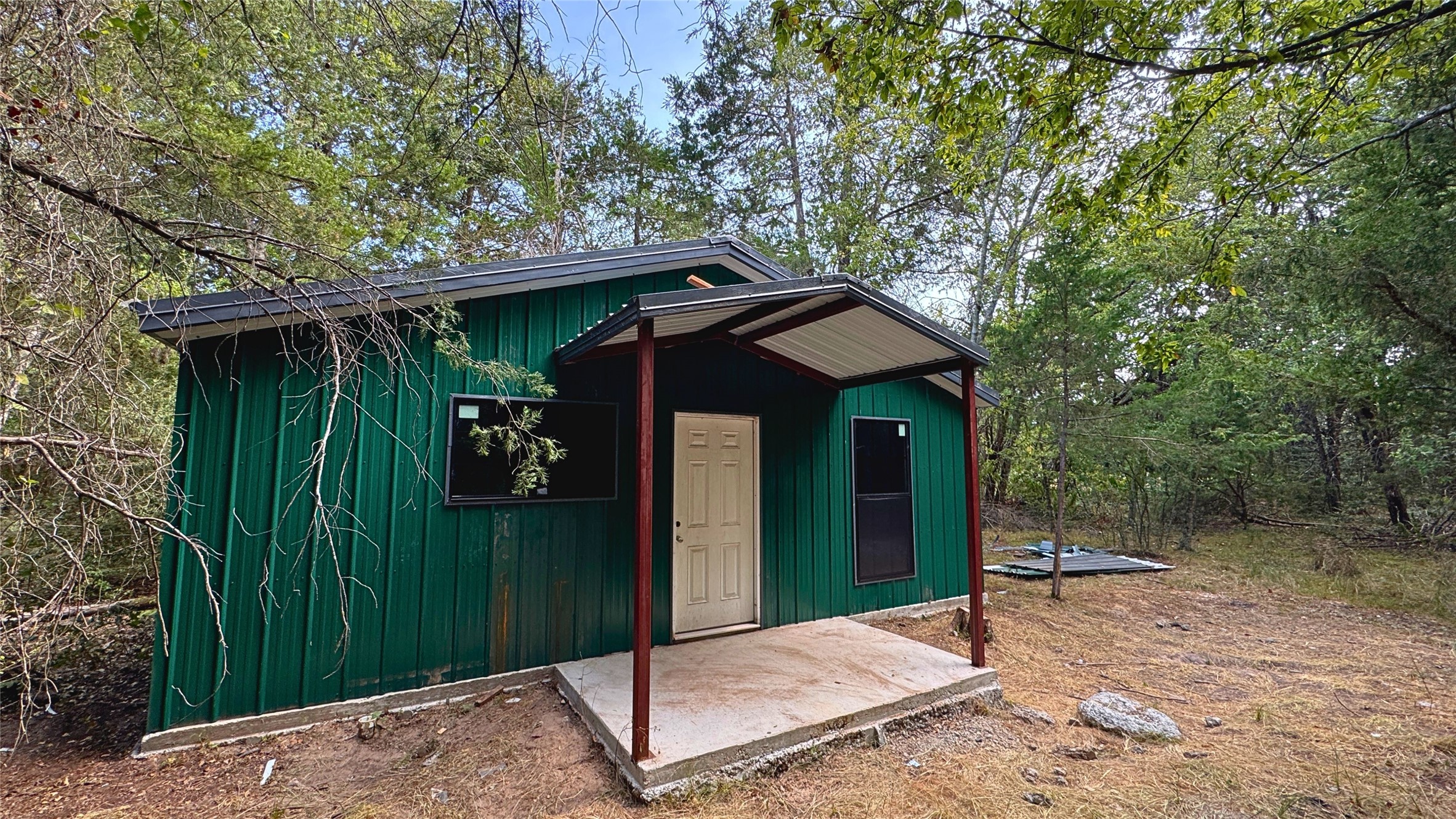 main property photo 3