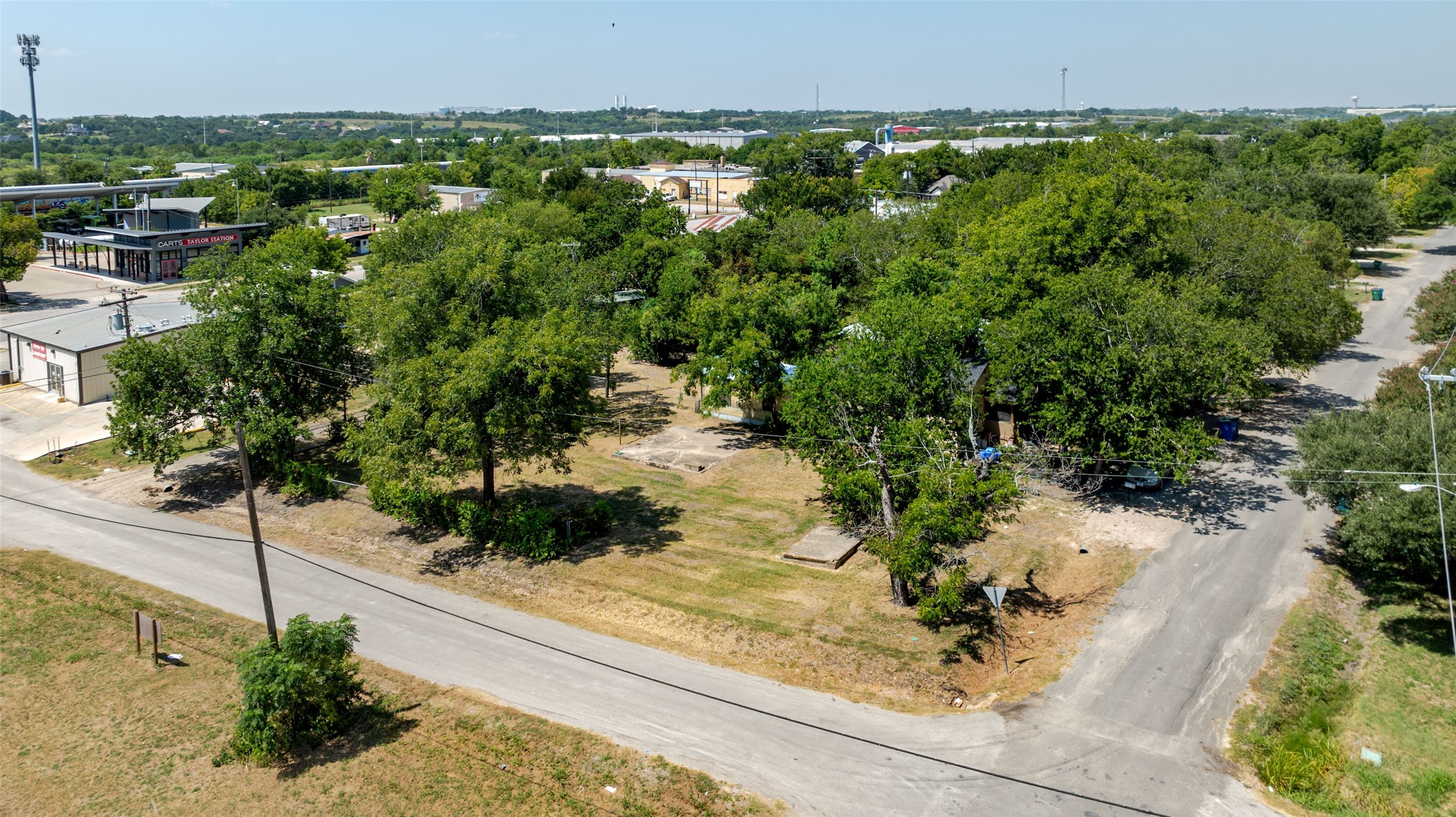 main property photo 5