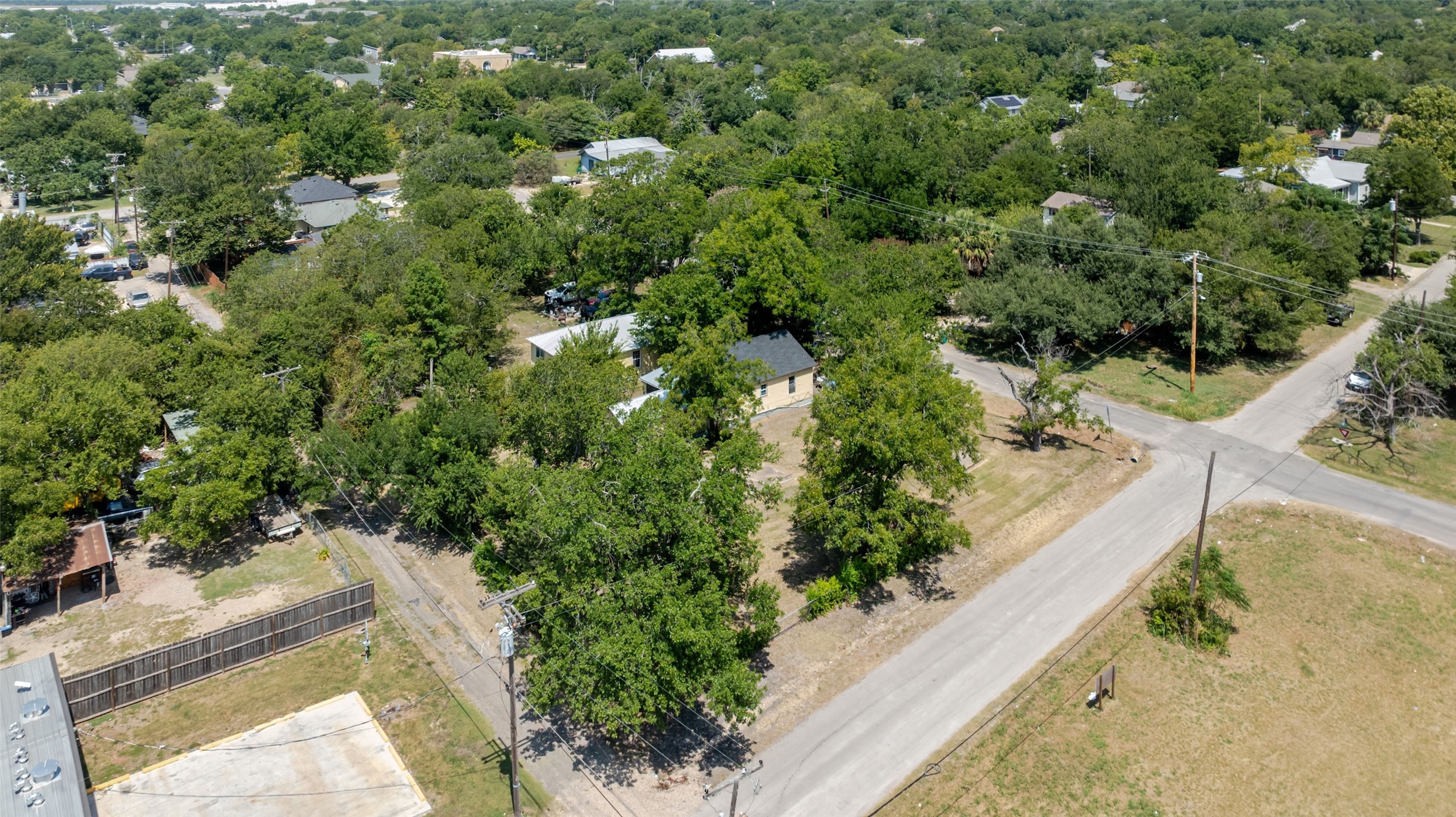 main property photo 7