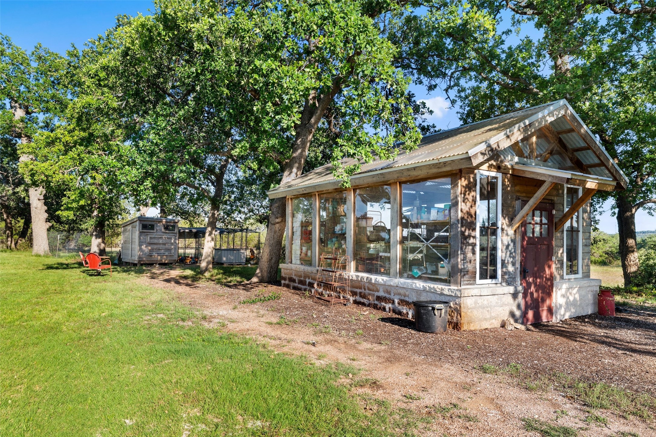 main property photo 26