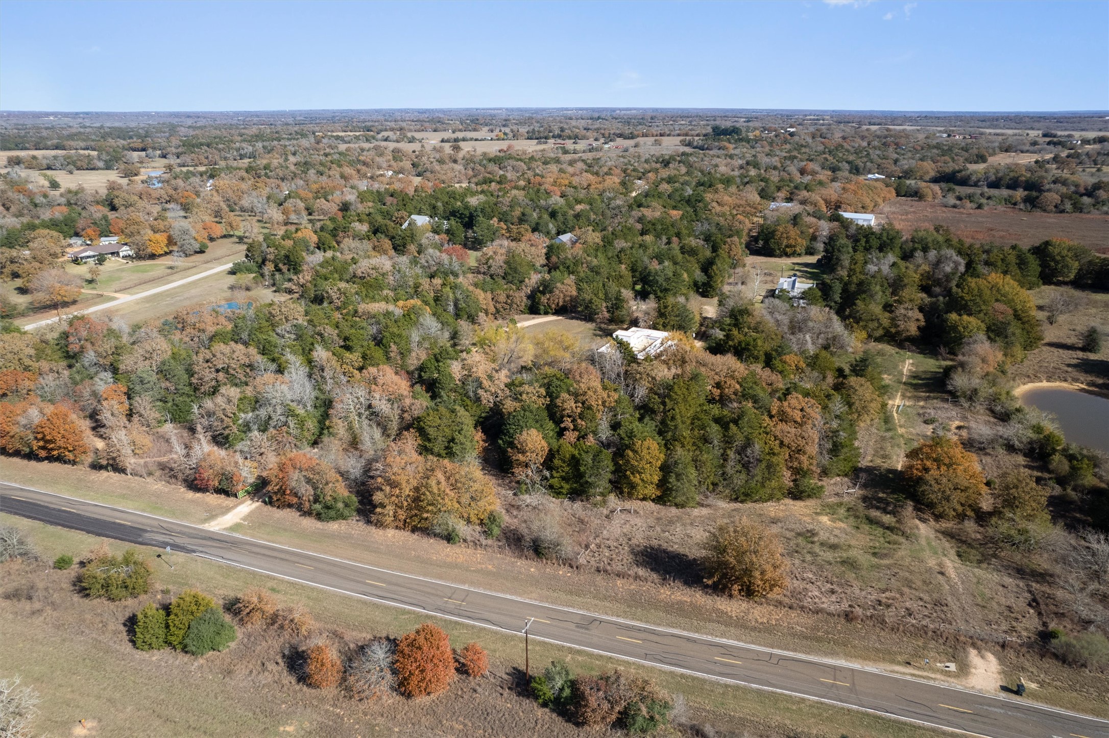 main property photo 4