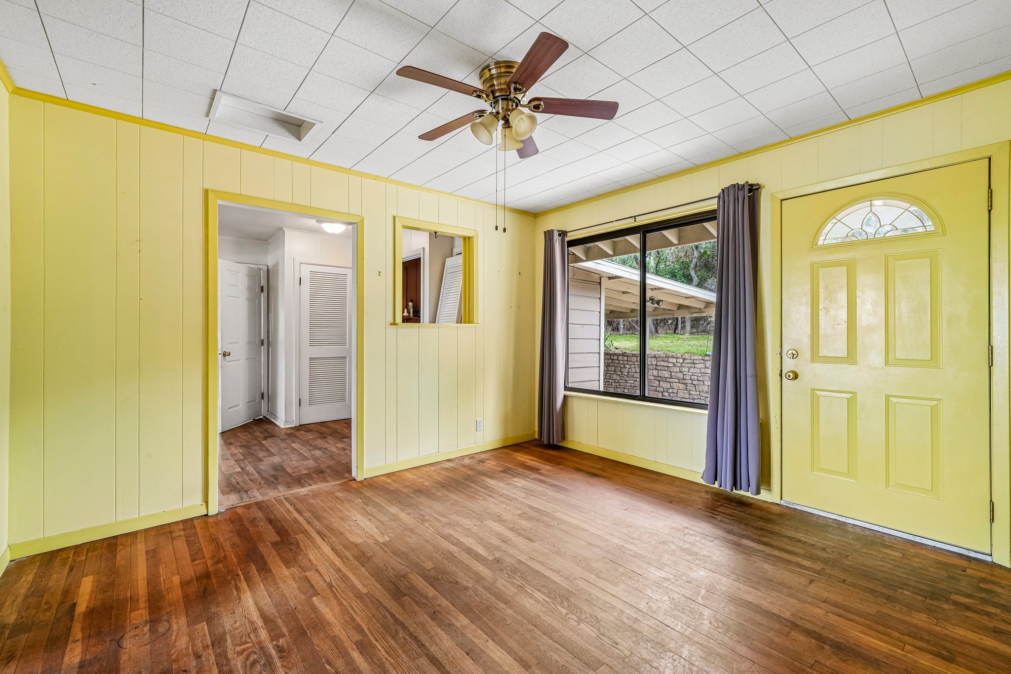 main property photo 8