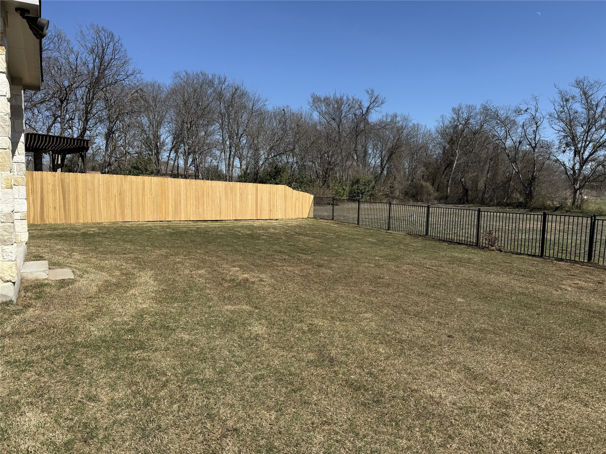 main property photo 37