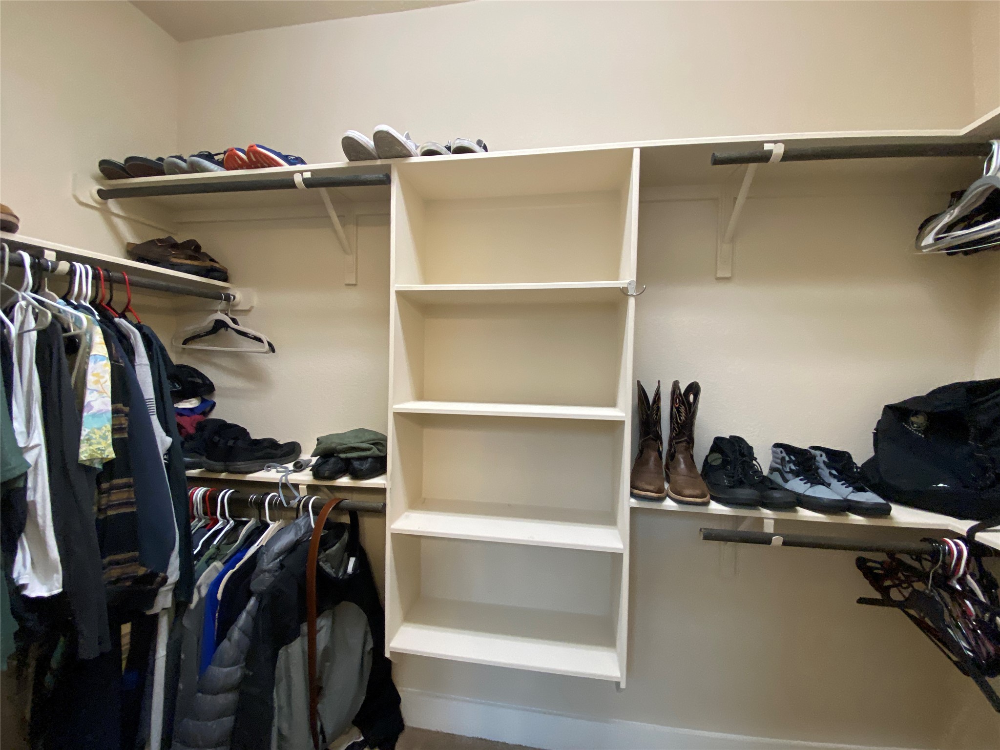 main property photo 31