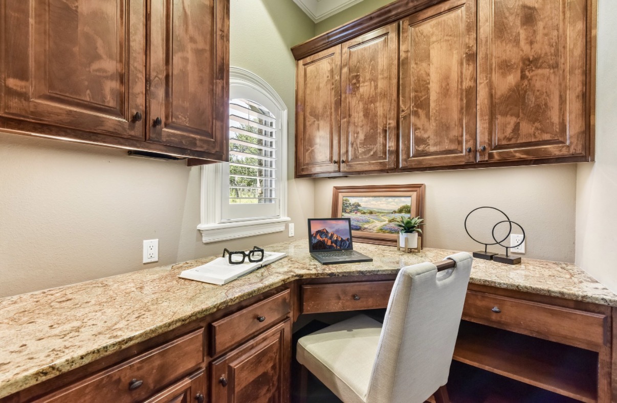 main property photo 22
