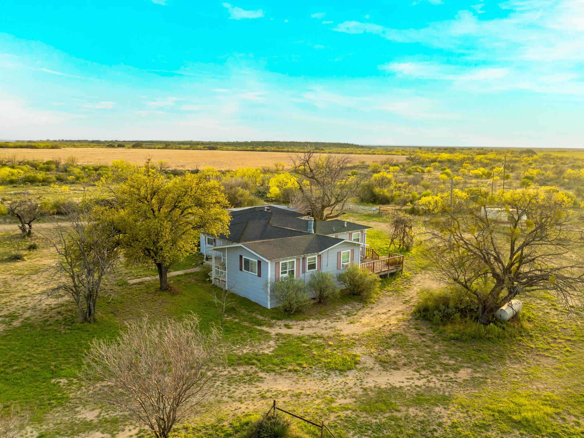 main property photo 39