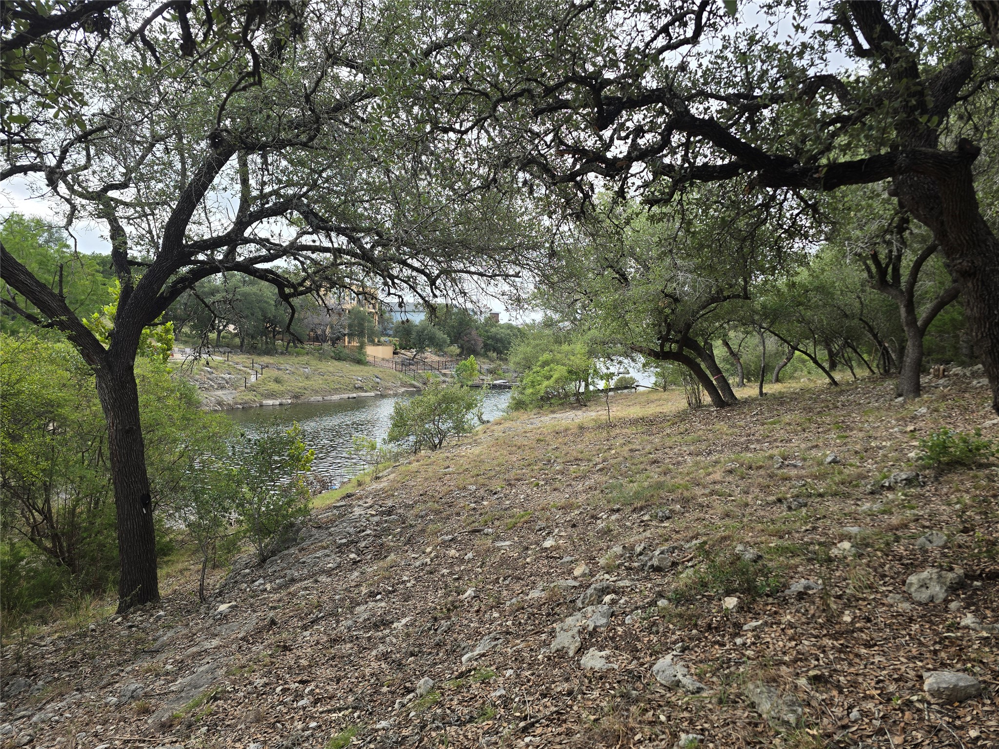 main property photo 14
