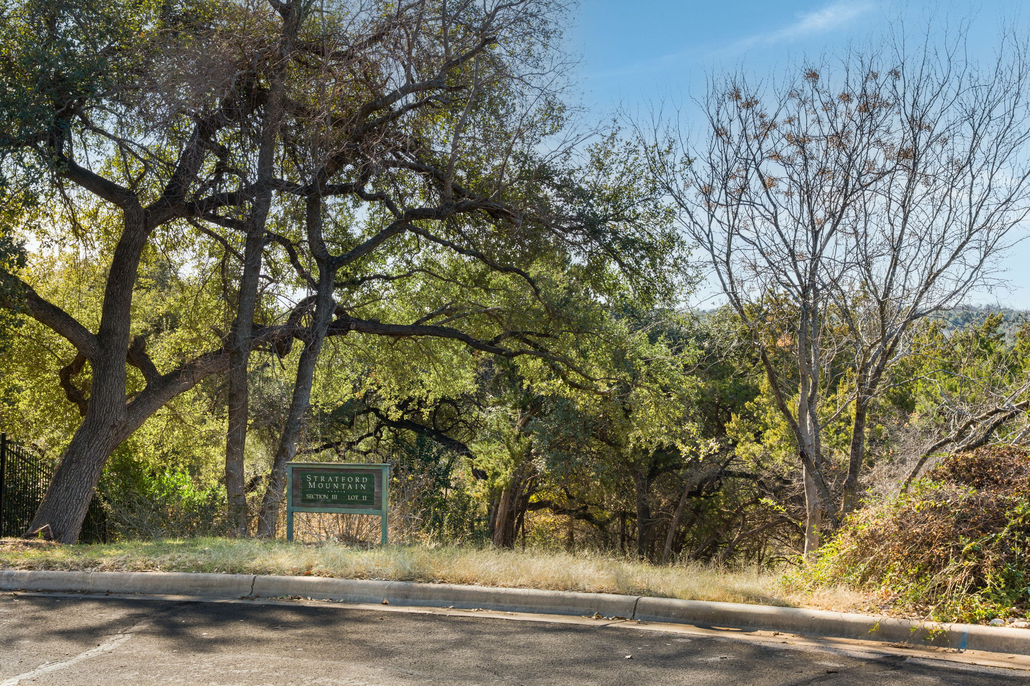 main property photo 6