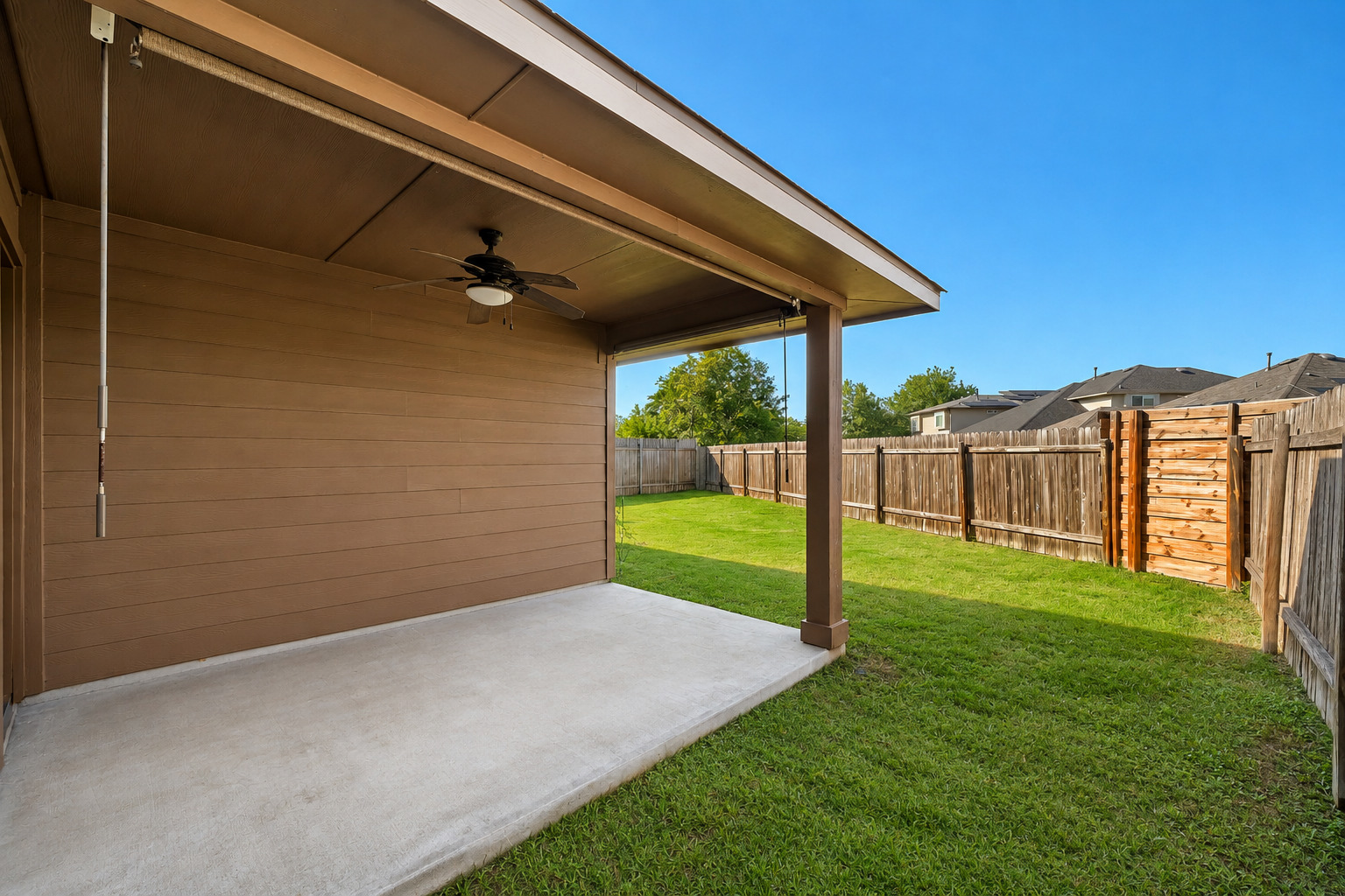 main property photo 19